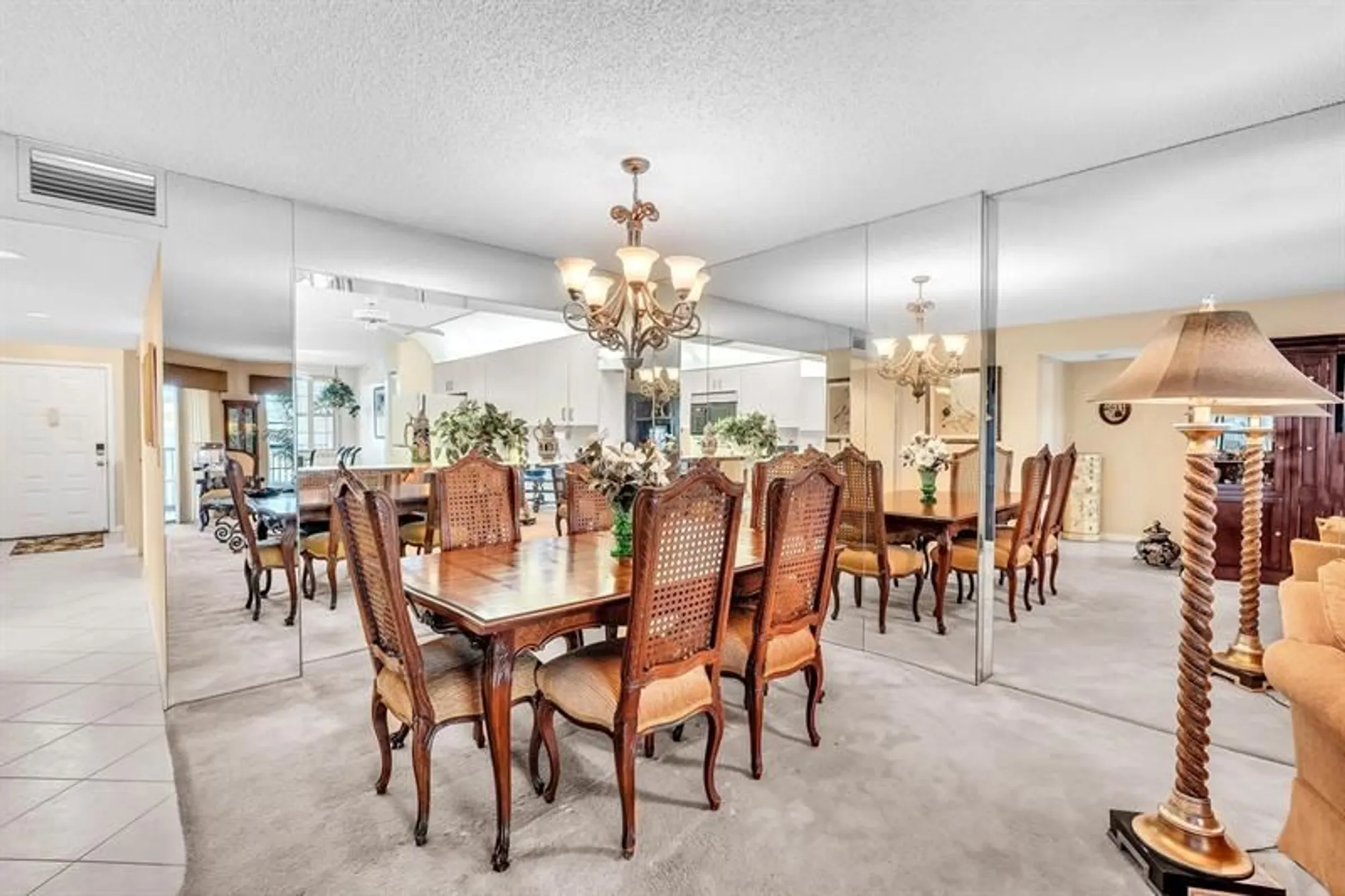 Property Slideshow image 19 of 83 | 7449 fairfax dr 211, Tamarac, FL, 33321