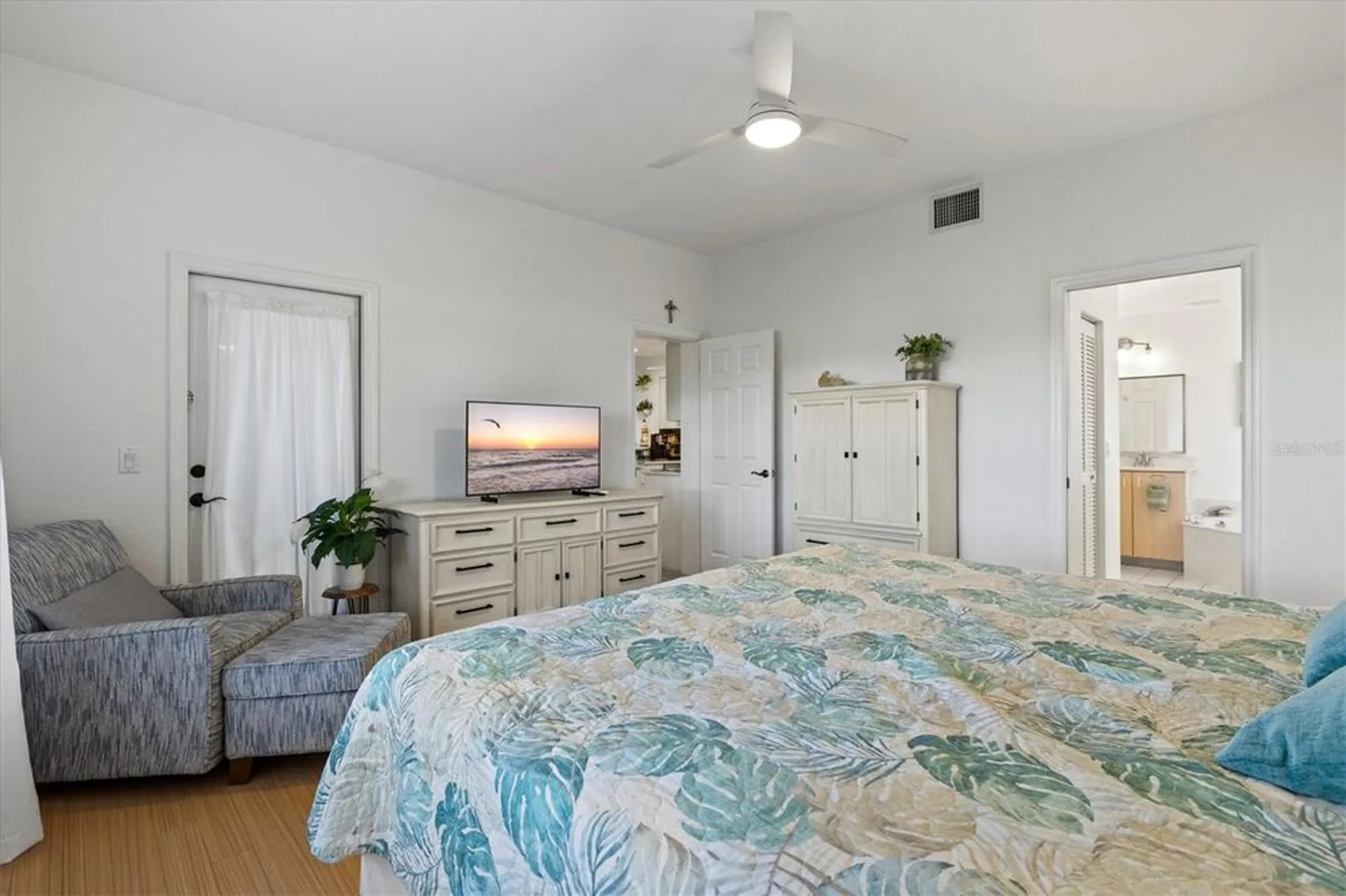Property Slideshow image 25 of 93 | 14029 willow glen ct 101, Port Charlotte, FL, 33953