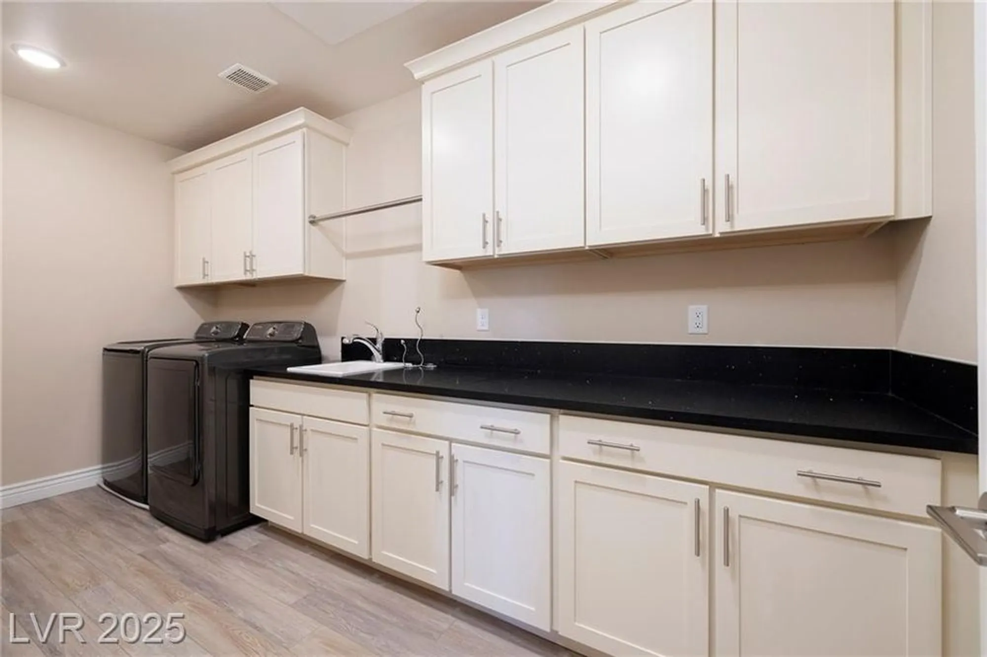 Property Slideshow image 15 of 33 | 4292 veraz st -, Las Vegas, NV, 89135