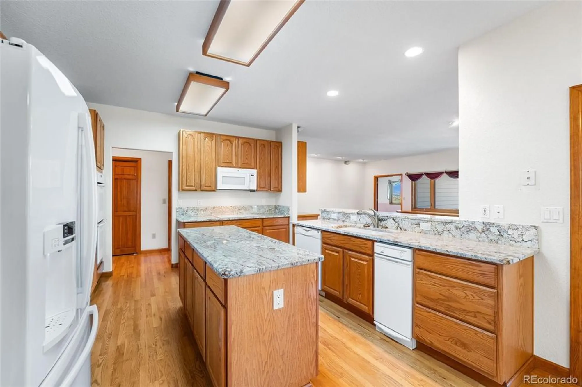 Property Slideshow image 12 of 31 | 36 carla way, Broomfield, CO, 80020