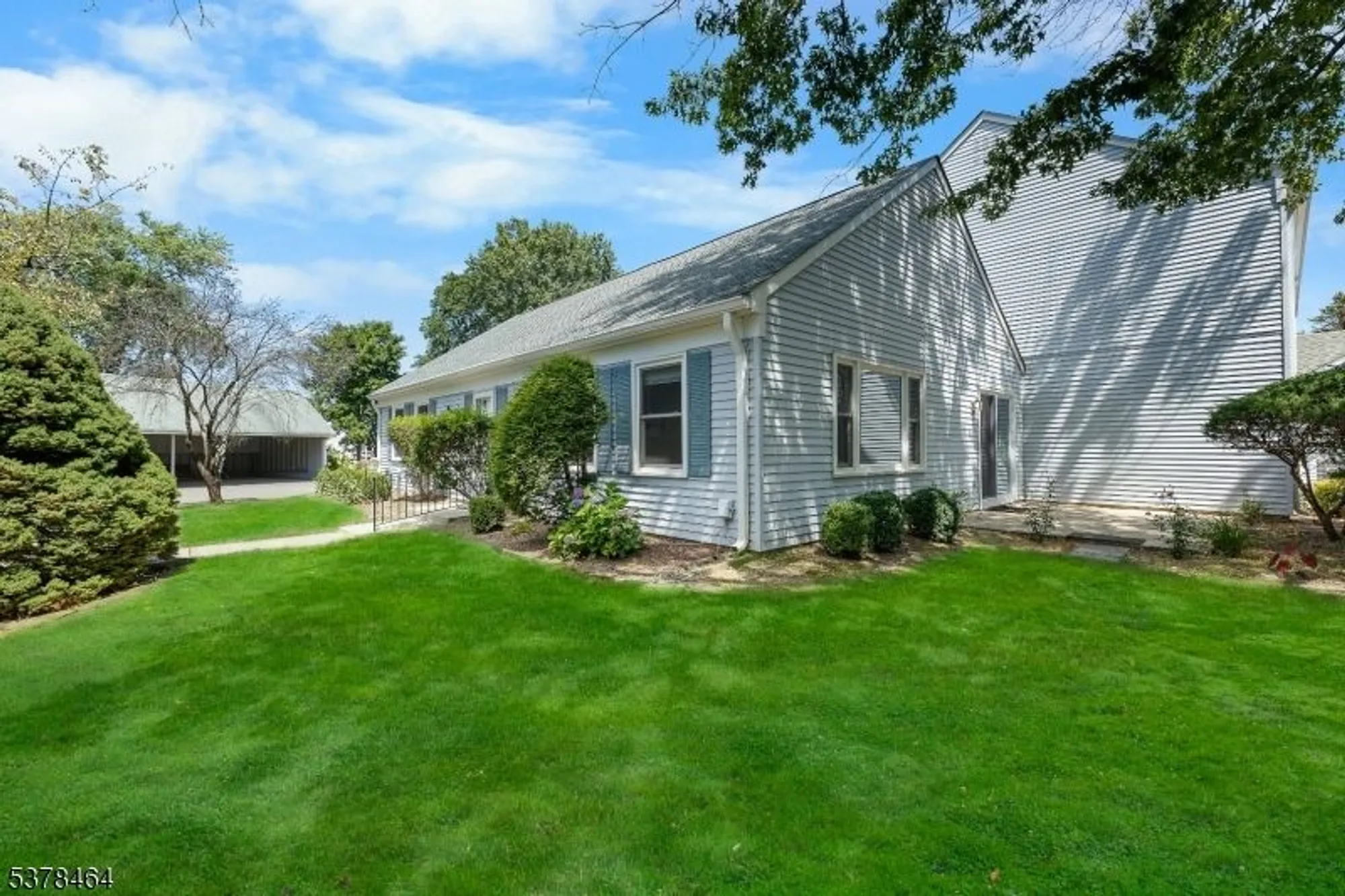 Property Slideshow image 5 of 41 | 394 orrington ln, Monroe Twp, NJ, 08831