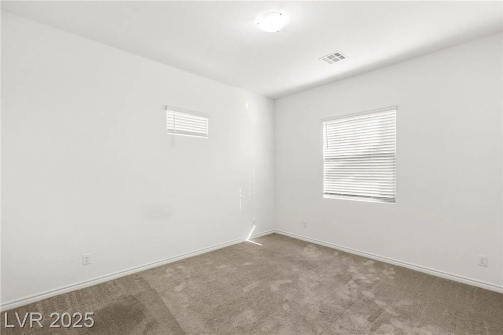 Property Slideshow image 41 of 51 | 209 bellini peak ave, Henderson, NV, 89011