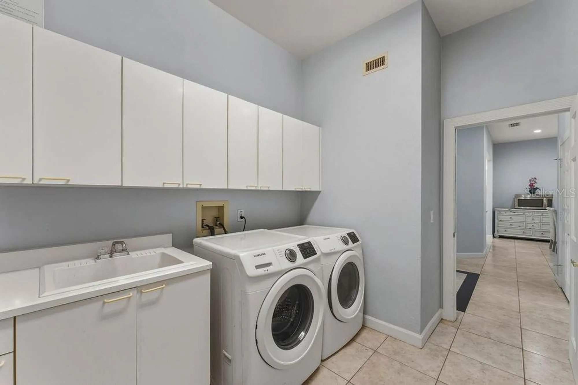 Property Slideshow image 53 of 72 | 24 bay pointe dr, Ormond Beach, FL, 32174