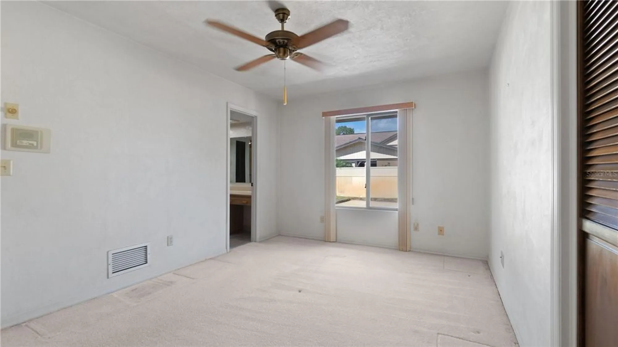 Property Slideshow image 33 of 50 | 965 pelican bay dr, Daytona Beach, FL, 32119