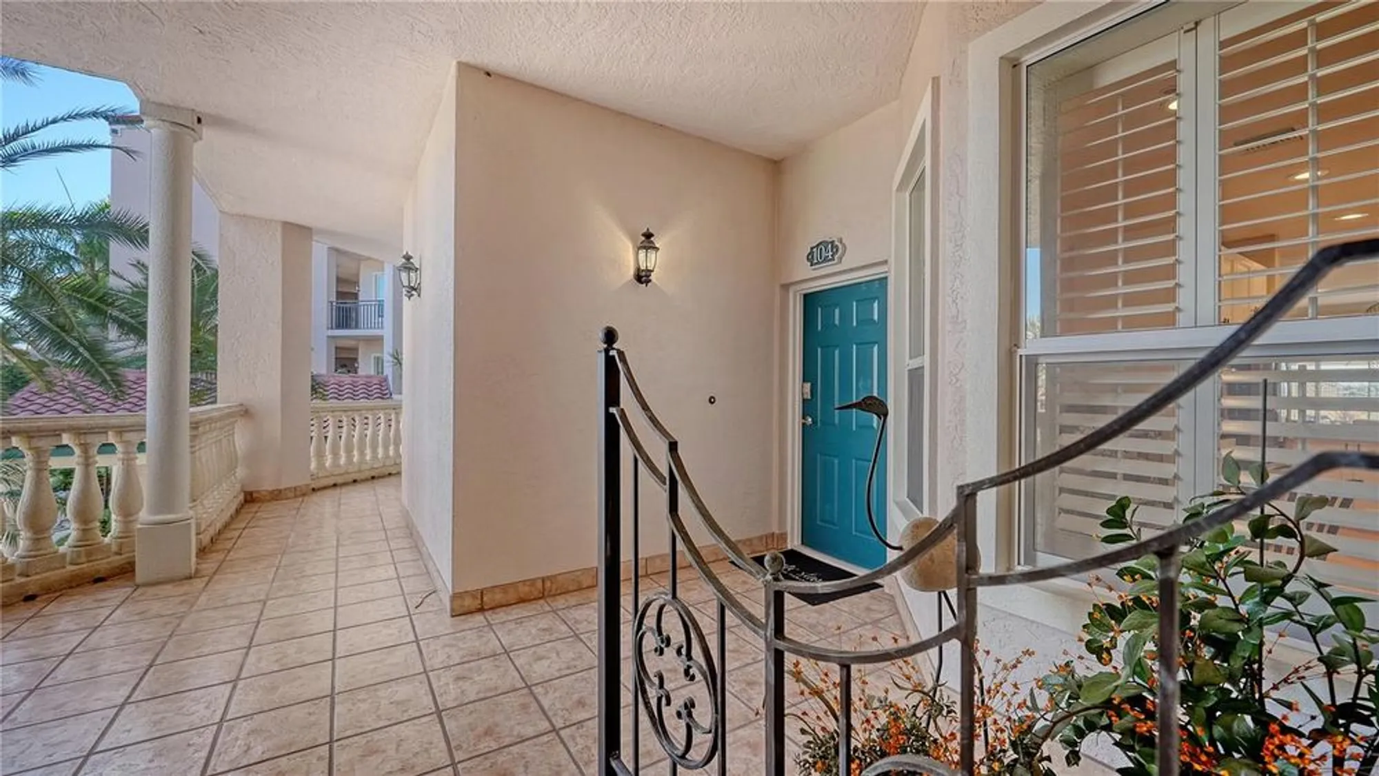 Property Slideshow image 4 of 65 | 5440 eagles point cir apt 104, Sarasota, FL, 34231