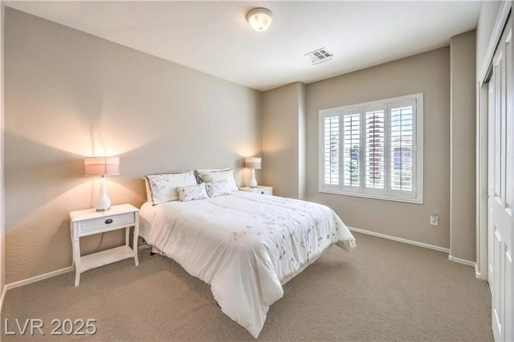 Property Slideshow image 19 of 44 | 7617 fieldfare dr, North Las Vegas, NV, 89084