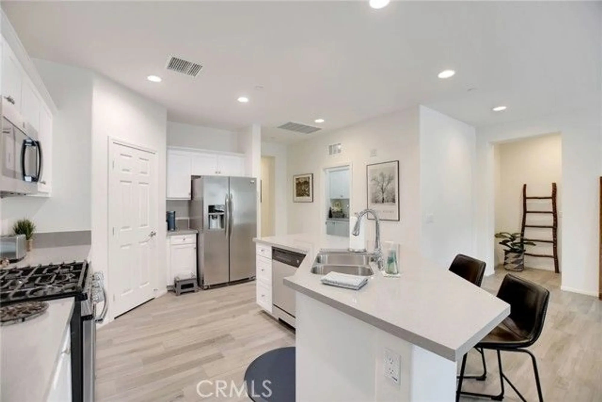 Property Slideshow image 13 of 32 | 383 song bird, Beaumont, CA, 92223