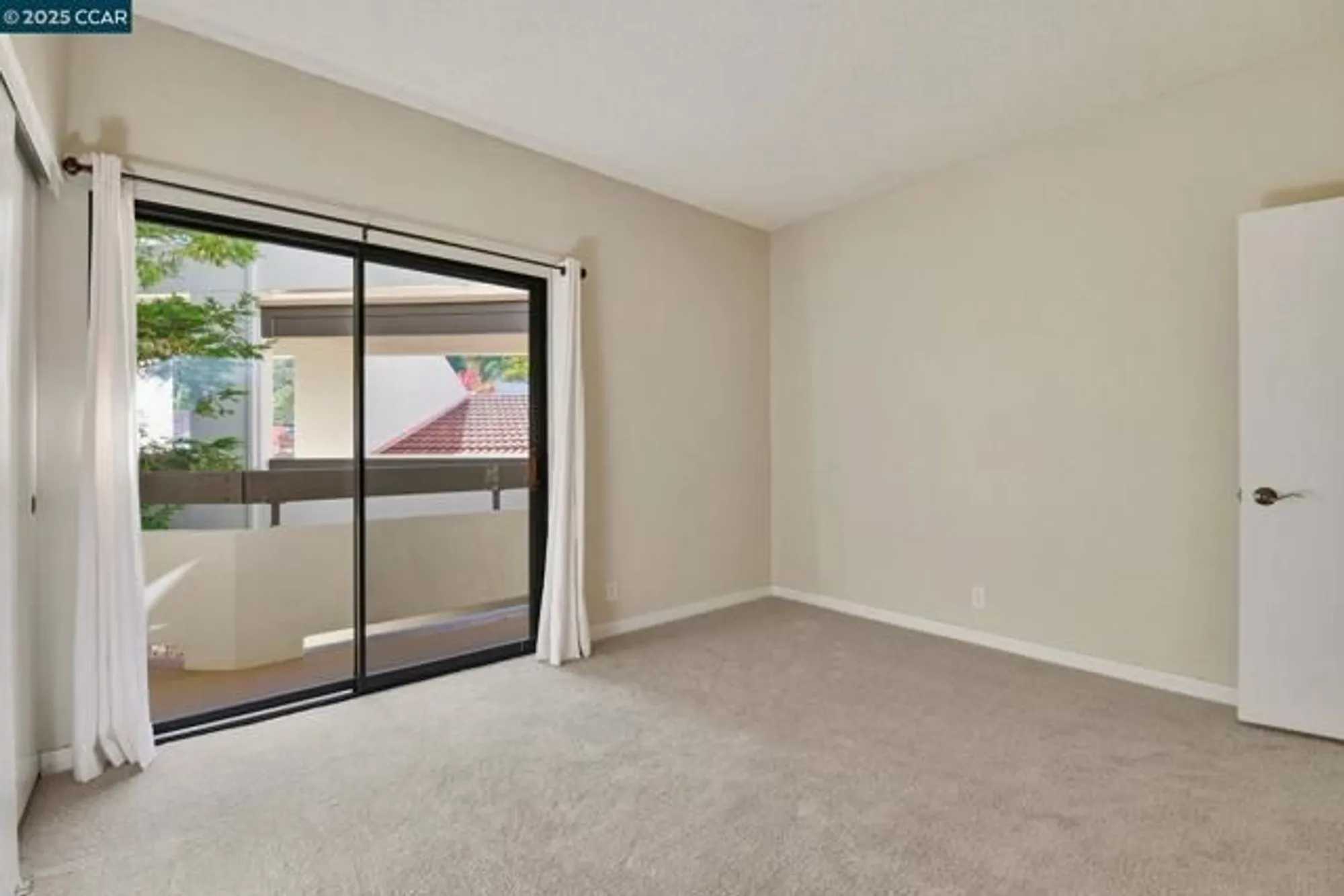 Property Slideshow image 18 of 33 | 1221 avenida sevilla 1b, Walnut Creek, CA, 94595