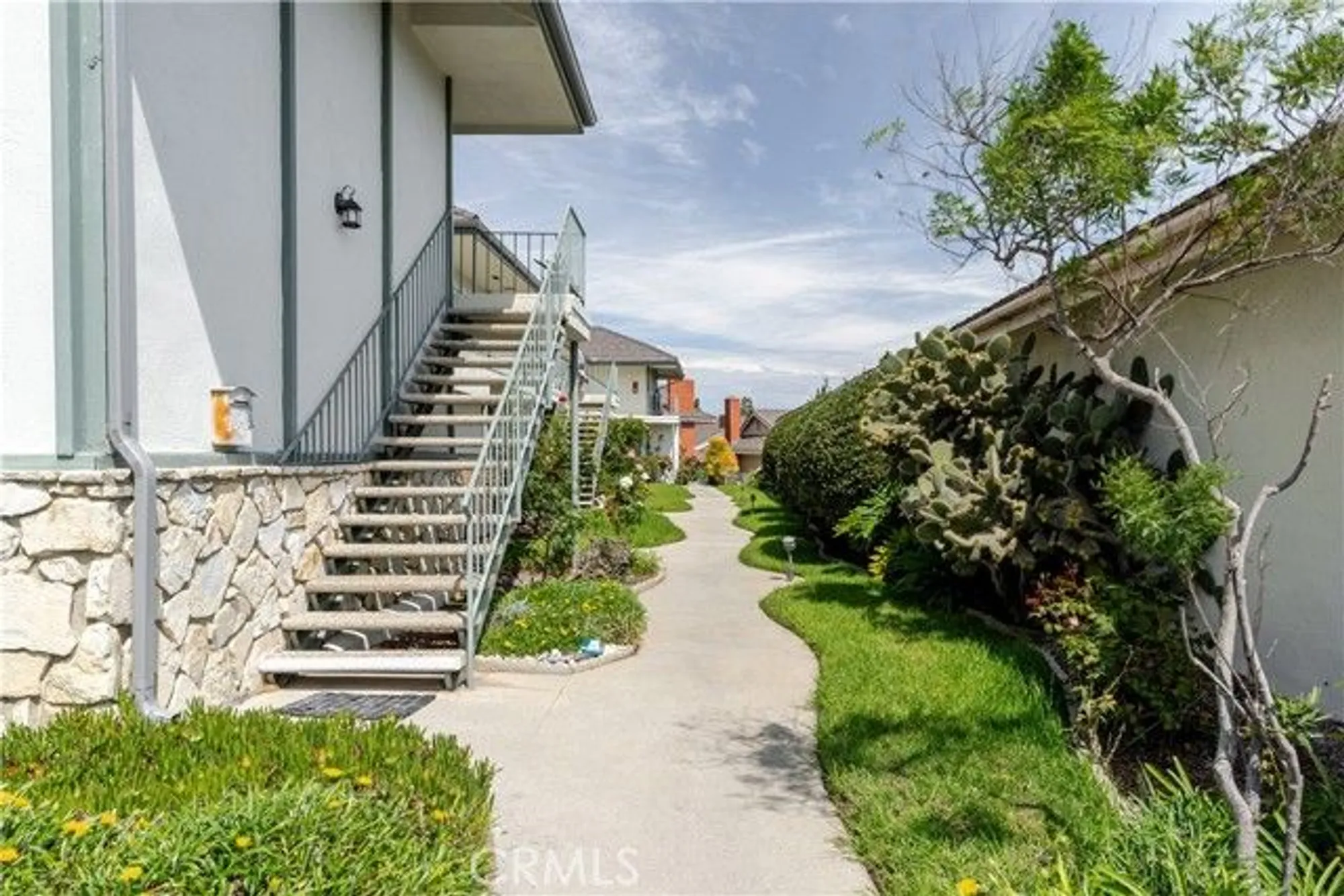 Property Slideshow image 15 of 23 | 22631 maple ave b, Torrance, CA, 90505