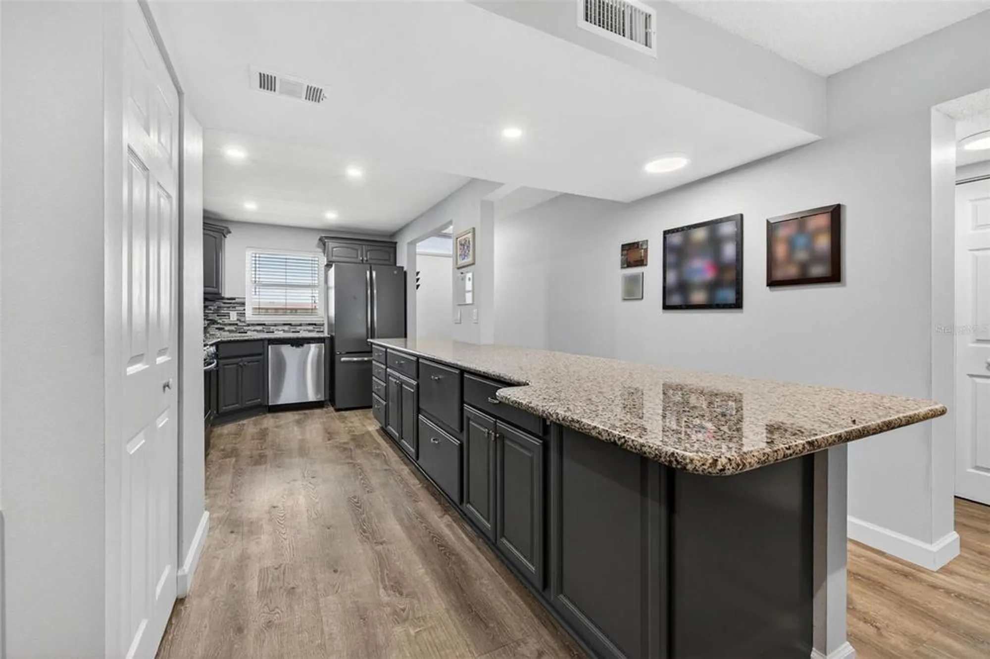 Property Slideshow image 5 of 44 | 6020 shore blvd 602, Gulfport, FL, 33707