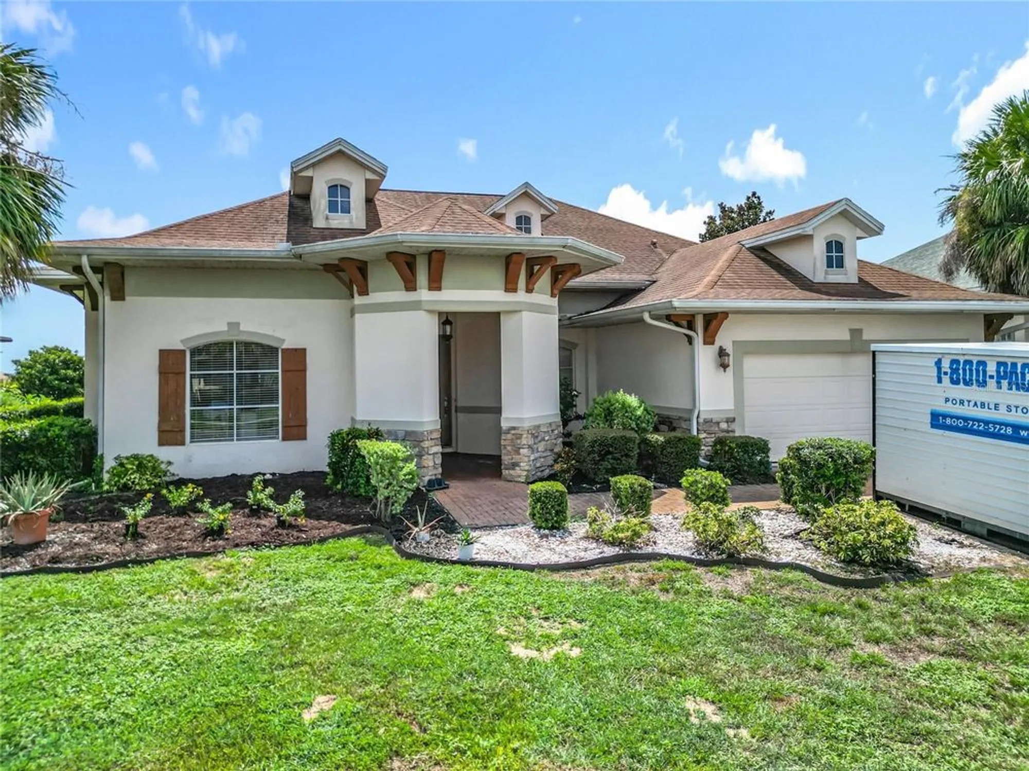 Property Slideshow image 1 of 30 | 38634 lakeview walk, Lady Lake, FL, 32159