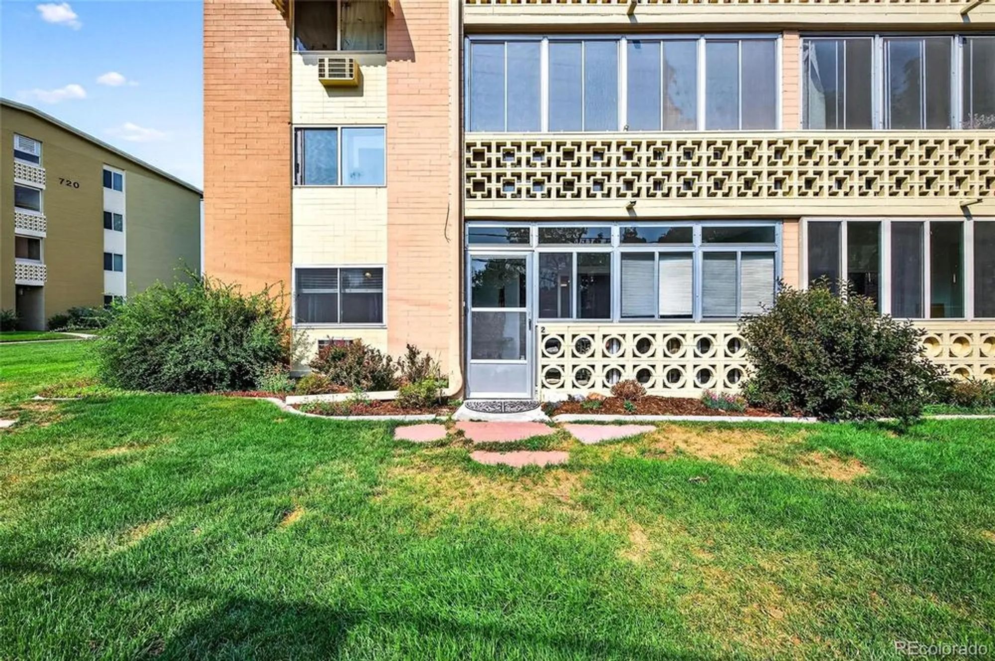 Property Slideshow image 21 of 29 | 650 s clinton st apt 2a, Denver, CO, 80247