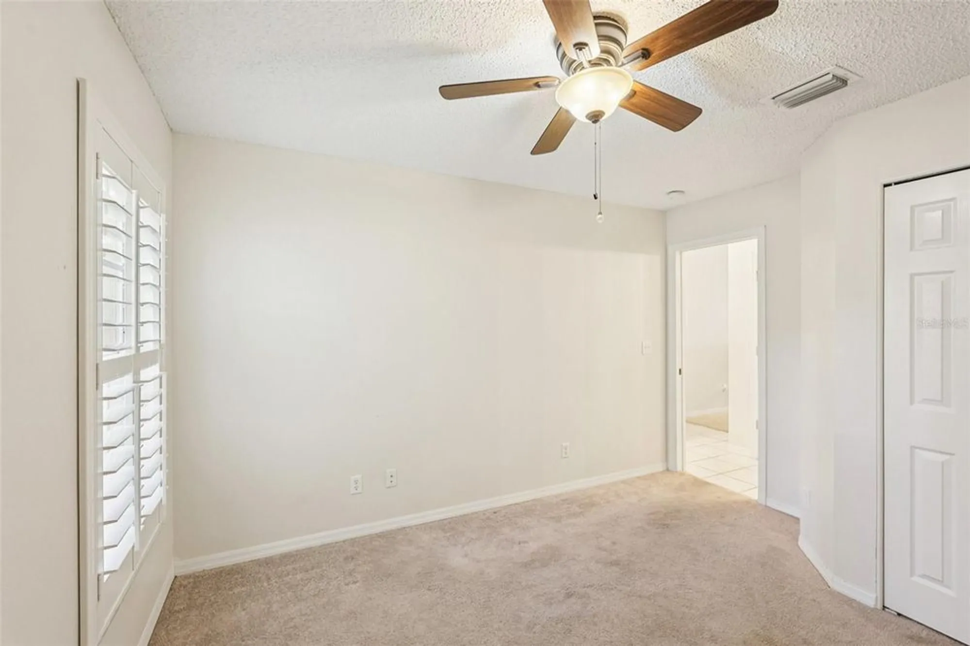 Property Slideshow image 21 of 57 | 2433 new haven cir, Sun City Center, FL, 33573