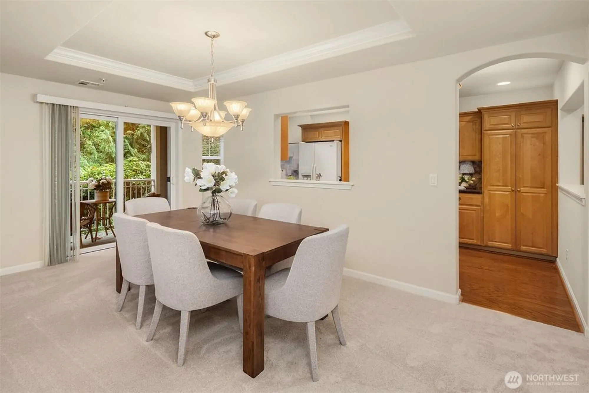 Property Slideshow image 12 of 40 | 4535 providence point pl 103, Issaquah, WA, 98029