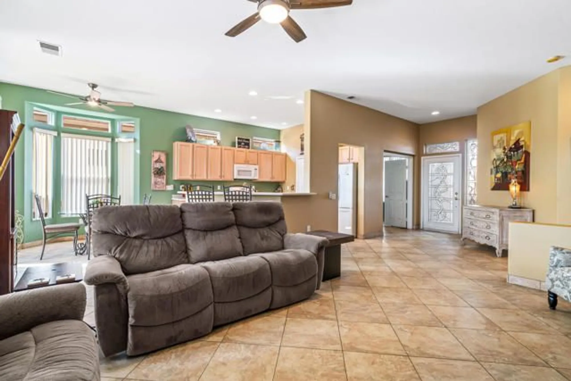 Property Slideshow image 7 of 51 | 43774 royal saint george dr, Indio, CA, 92201