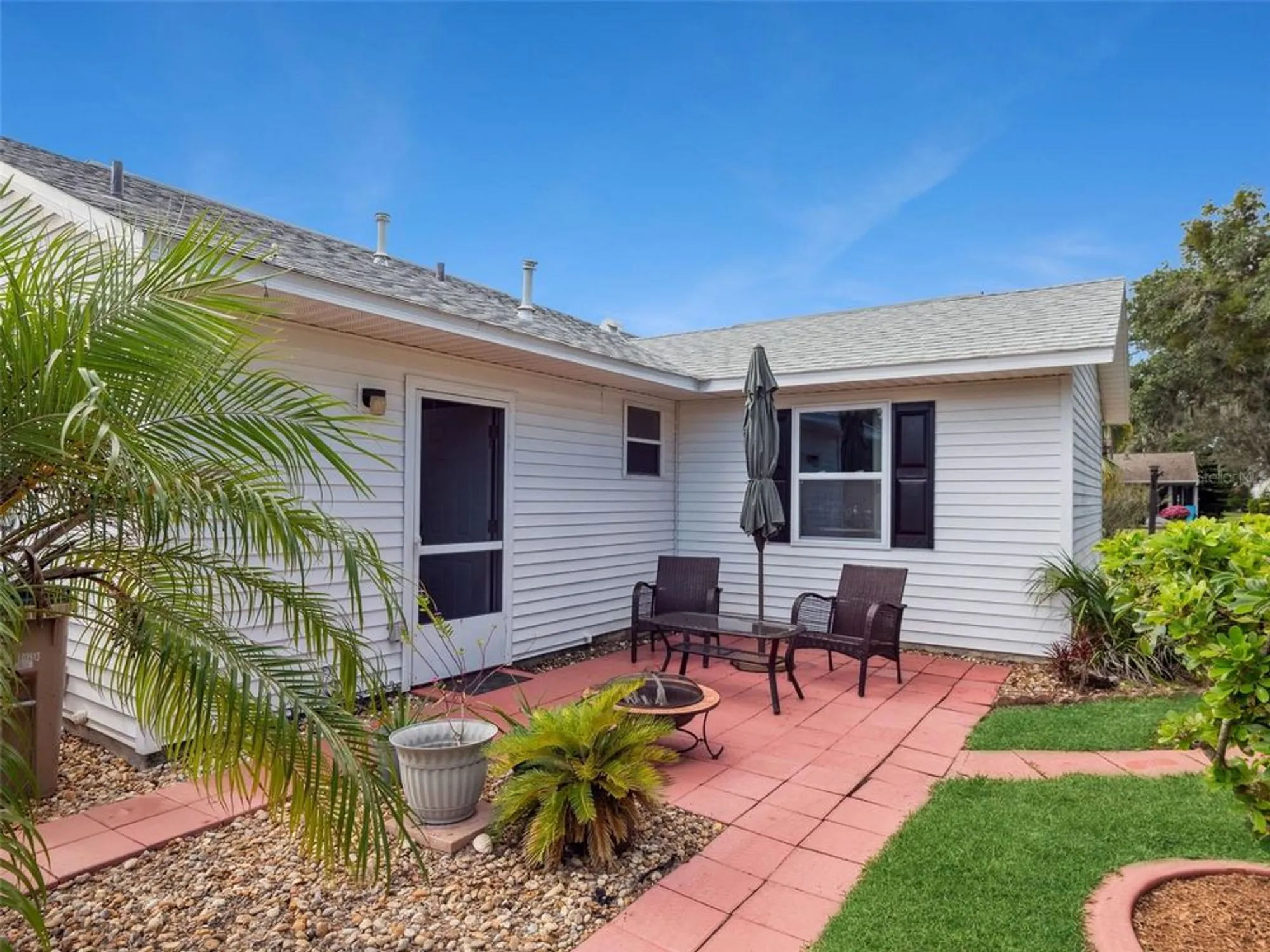 Property Slideshow image 23 of 81 | 26104 newcombe cir, Leesburg, FL, 34748