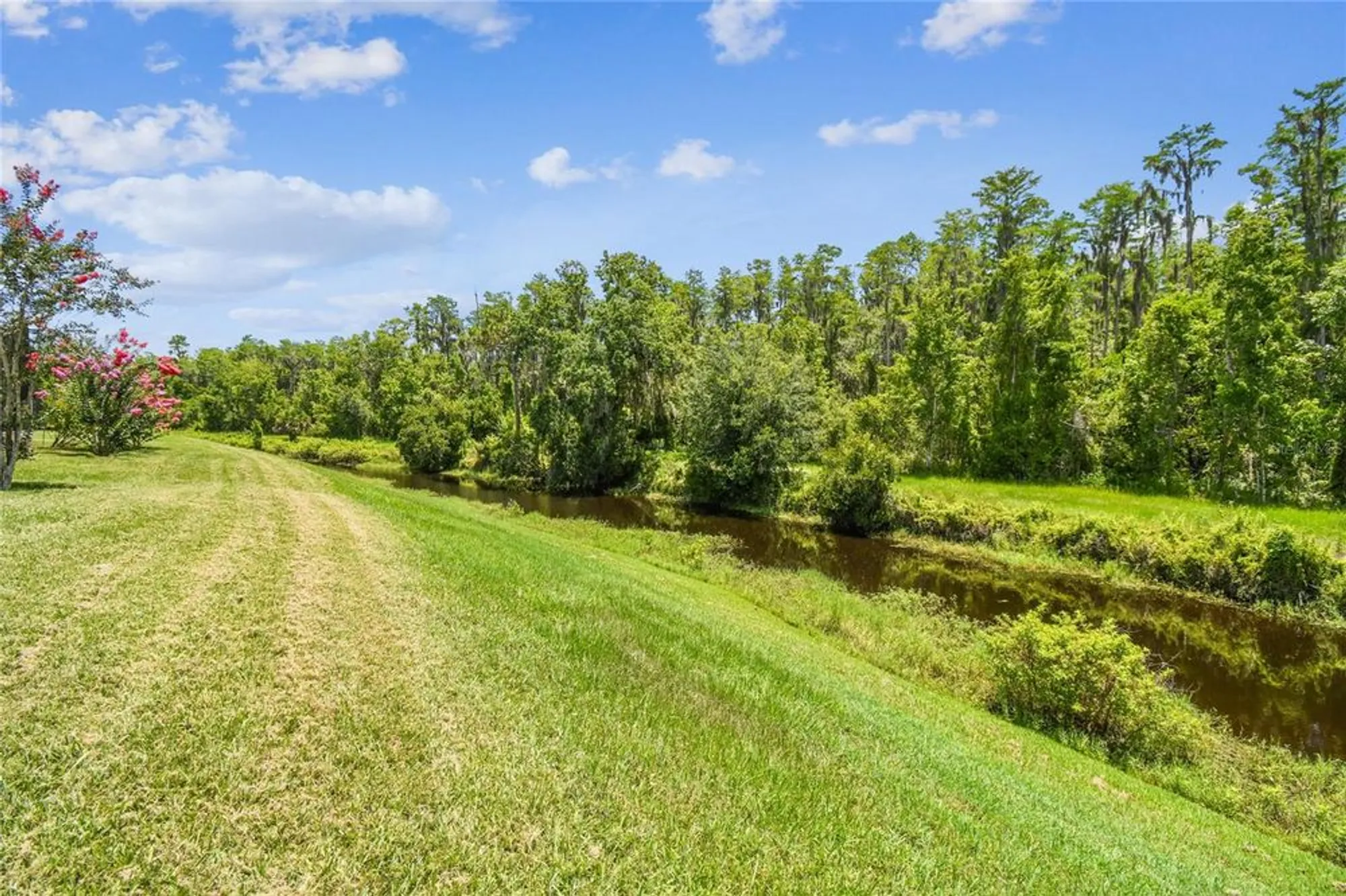 Property Slideshow image 48 of 59 | 560 grand canal dr, Kissimmee, FL, 34759