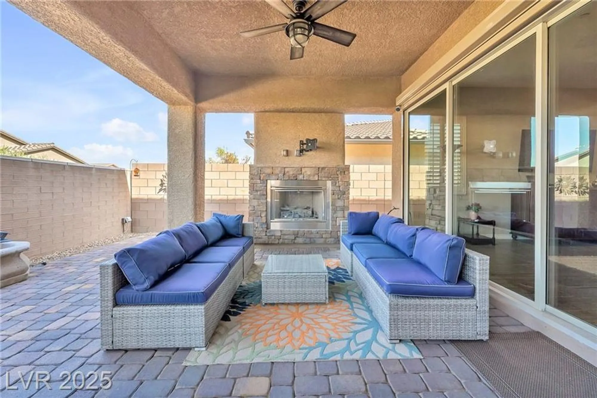 Property Slideshow image 33 of 49 | 755 merry maple st, Henderson, NV, 89011