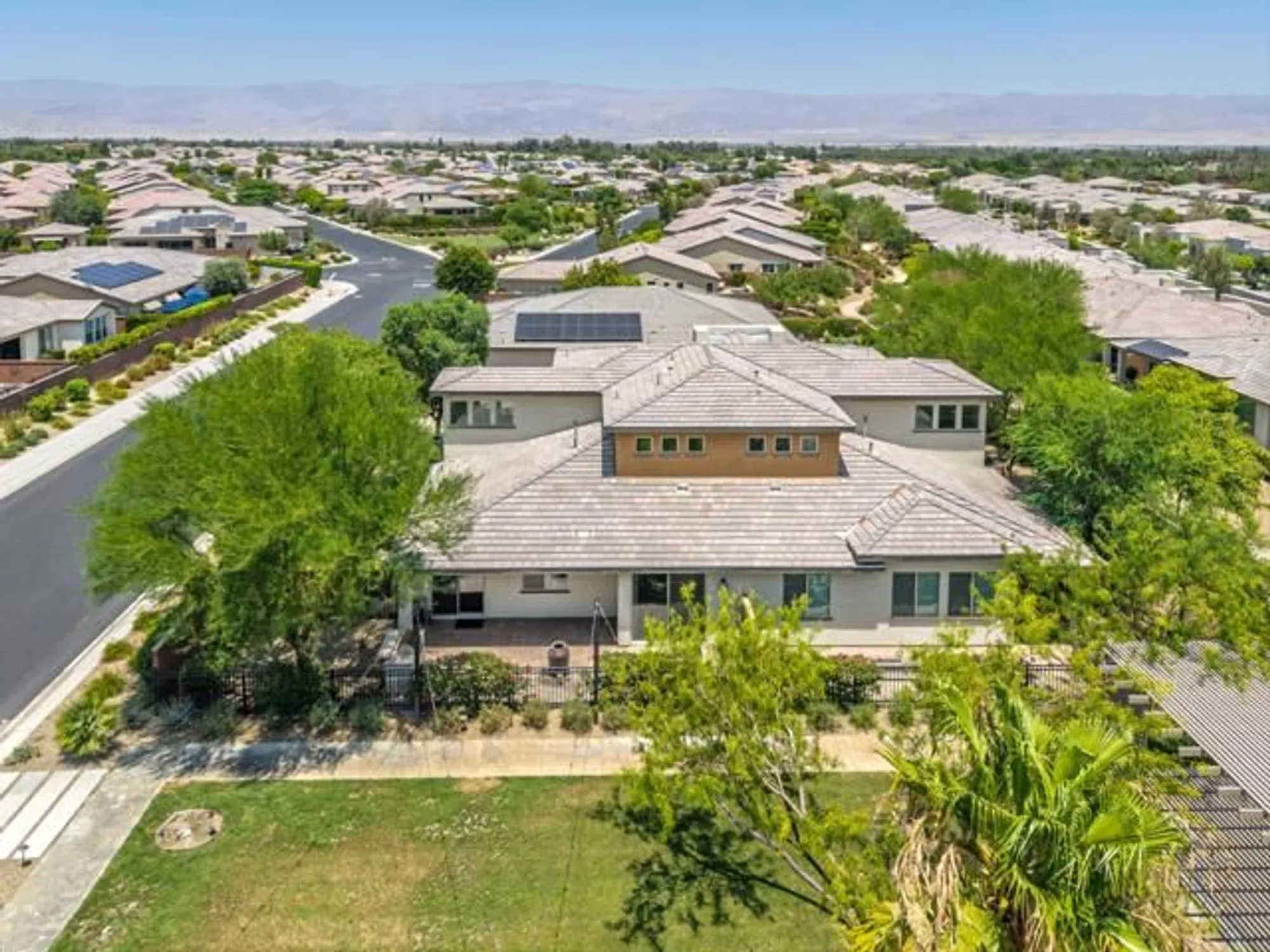 Property Slideshow image 28 of 41 | 51673 harmony ct, Indio, CA, 92201