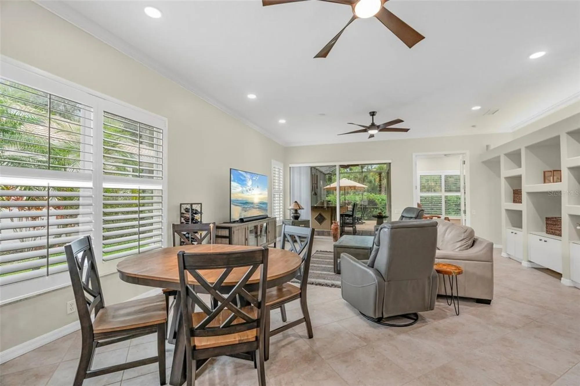 Property Slideshow image 12 of 48 | 7161 drewrys blf, Bradenton, FL, 34203