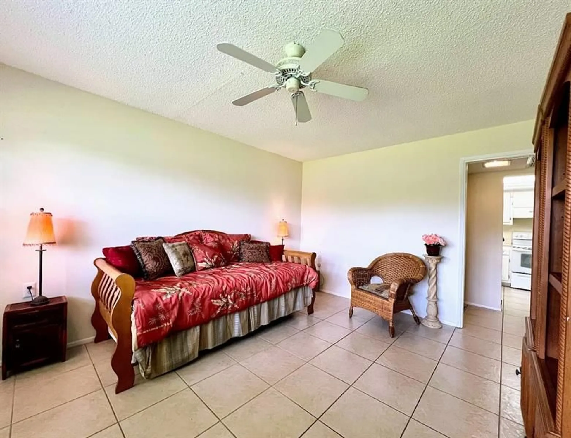 Property Slideshow image 13 of 57 | 2606 nassau bnd h2, Coconut Creek, FL, 33066