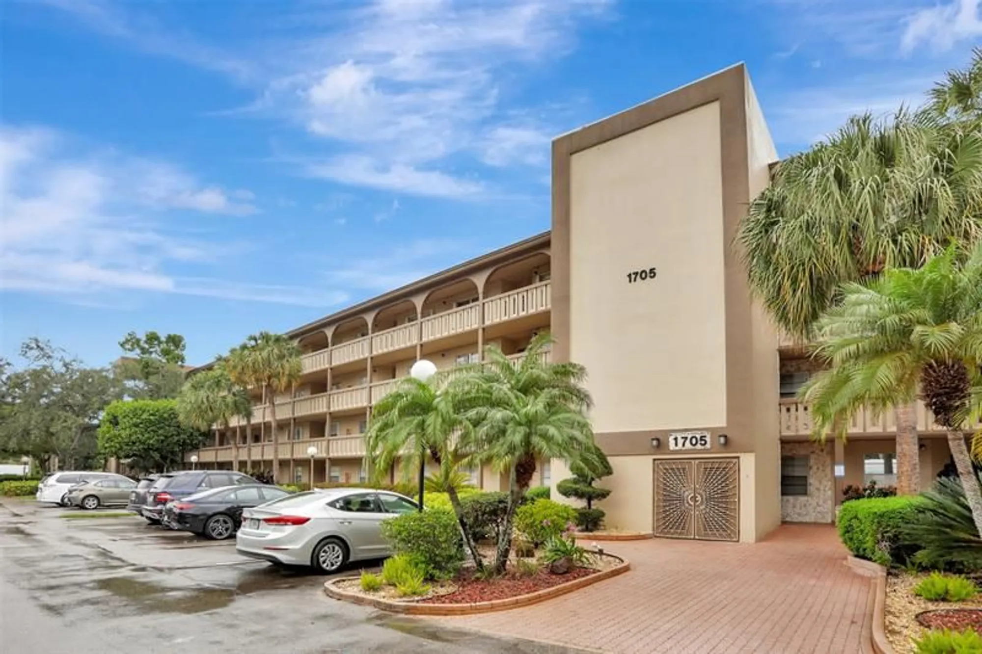Property Slideshow image 36 of 70 | 1705 andros isle apt b2, Coconut Creek, FL, 33066