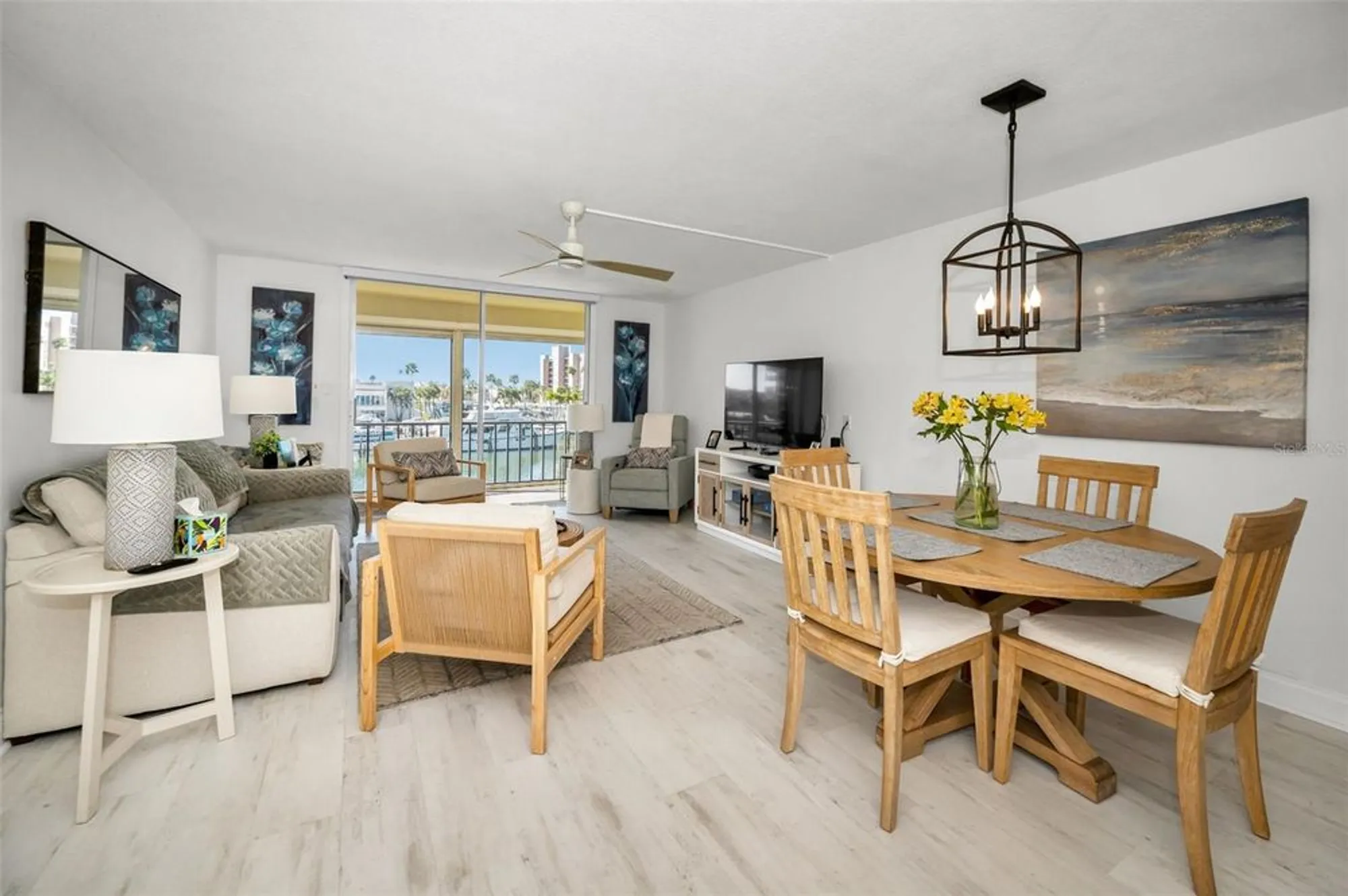 Property Slideshow image 11 of 75 | 7420 bay island dr 374, South Pasadena, FL, 33707