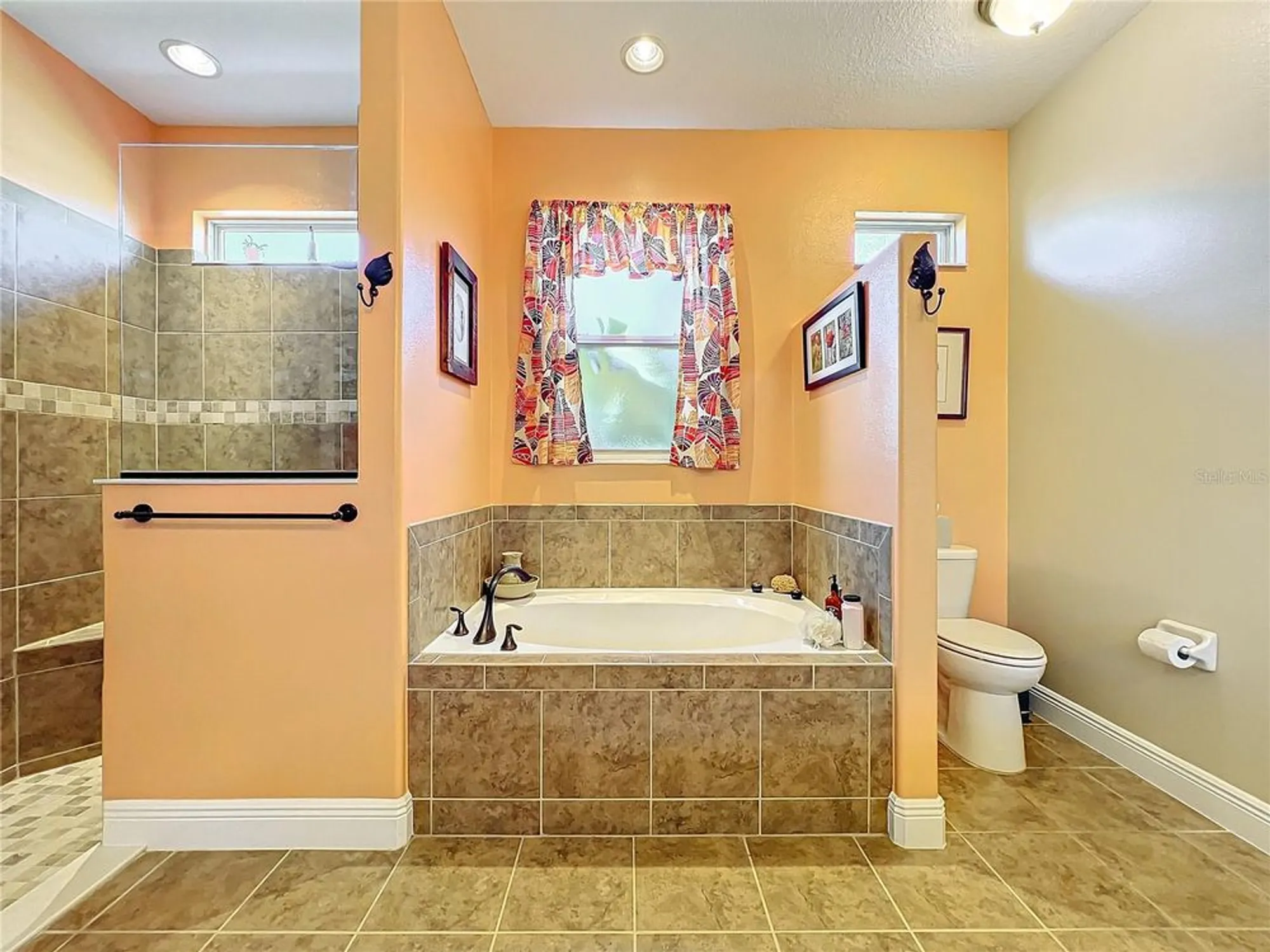 Property Slideshow image 46 of 83 | 27103 camerons run, Leesburg, FL, 34748
