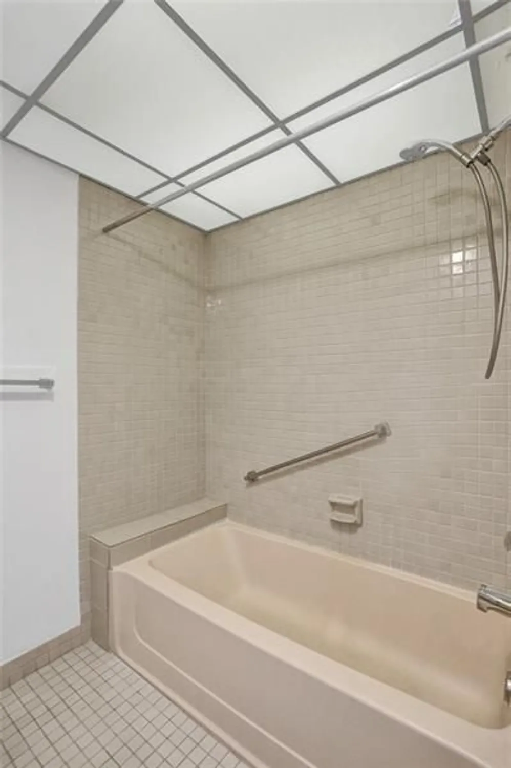 Property Slideshow image 27 of 66 | 7432 ashmont cir 208, Tamarac, FL, 33321