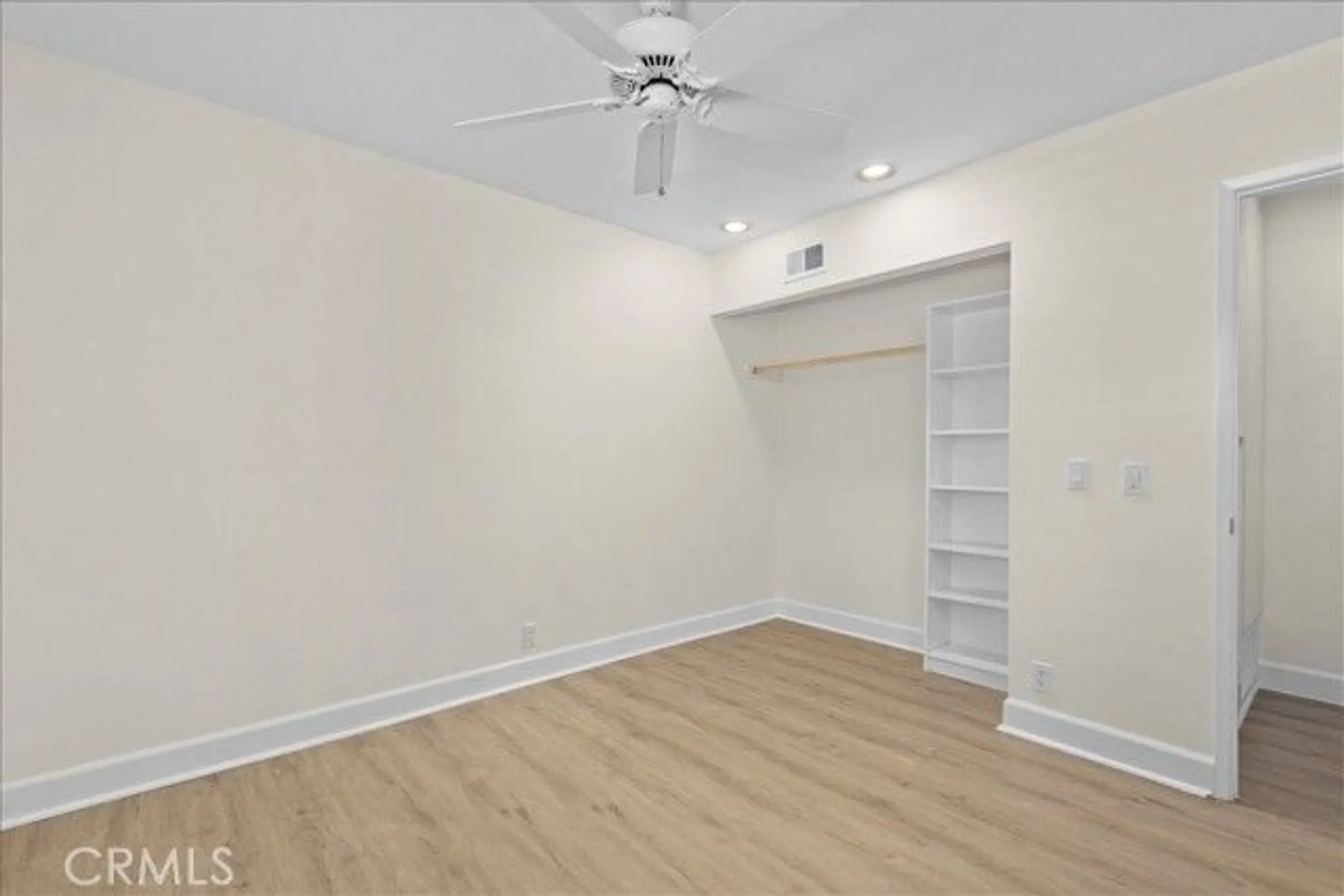 Property Slideshow image 27 of 34 | 8646 butte cir unit 607e, Huntington Beach, CA, 92646