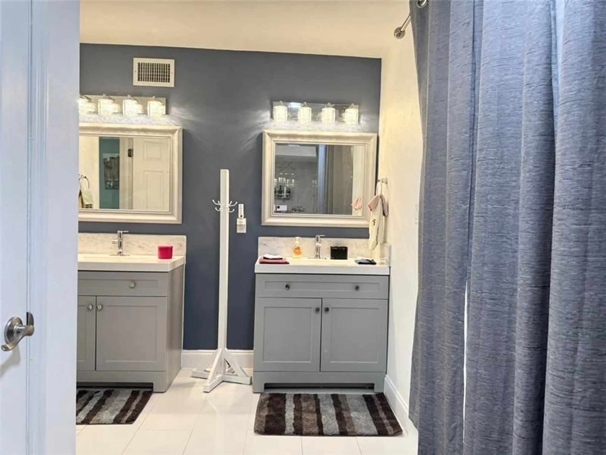 Property Slideshow image 41 of 49 | 3500 twin lakes ter apt 206, Fort Pierce, FL, 34951