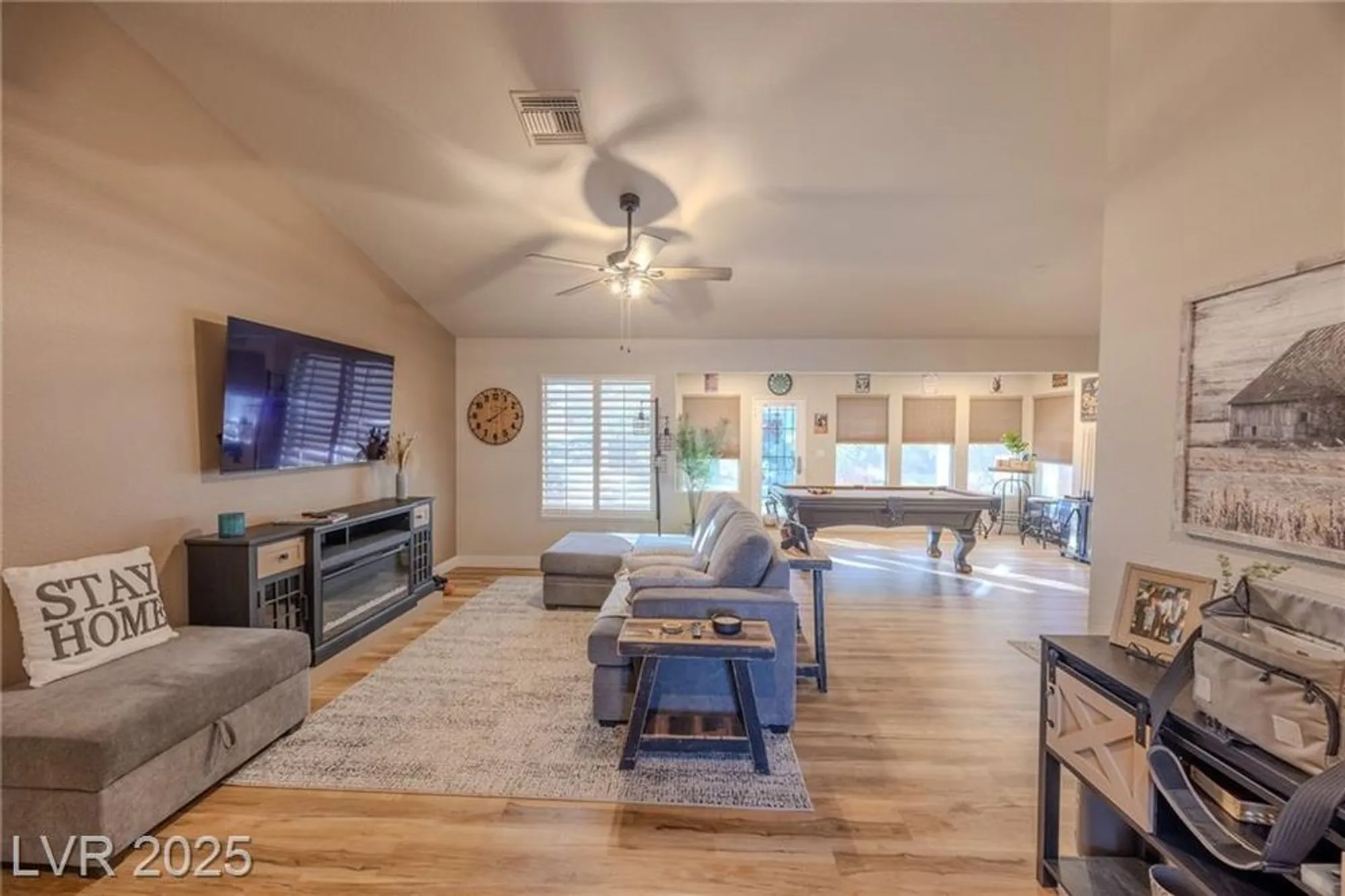 Property Slideshow image 8 of 29 | 9305 quail ridge dr, Las Vegas, NV, 89134