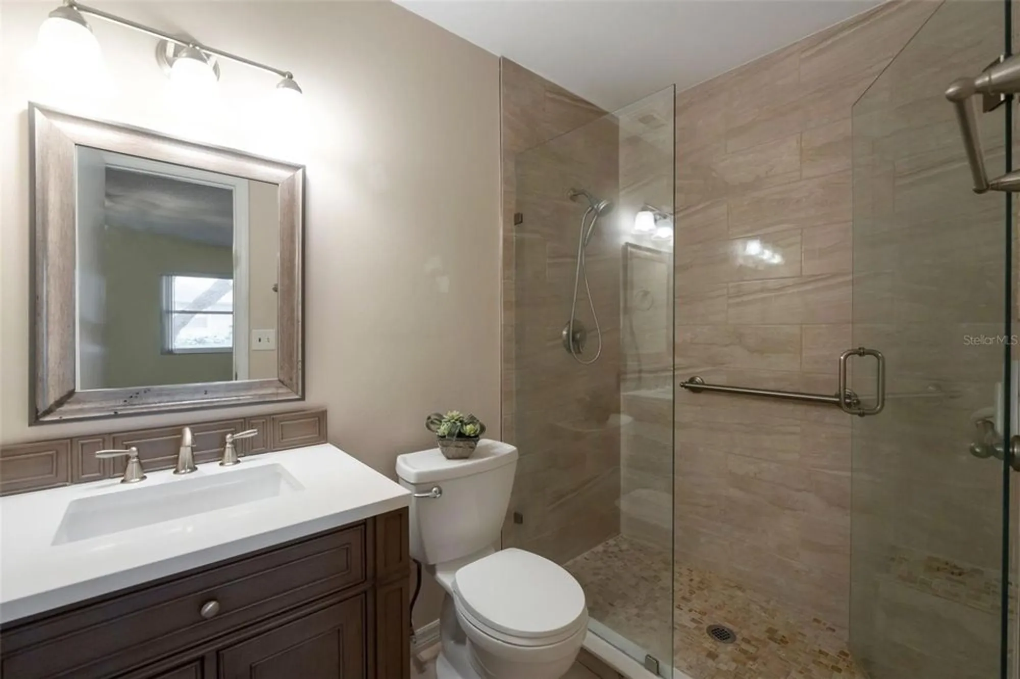 Property Slideshow image 14 of 33 | 1005 harefield cir # 43, Sun City Center, FL, 33573