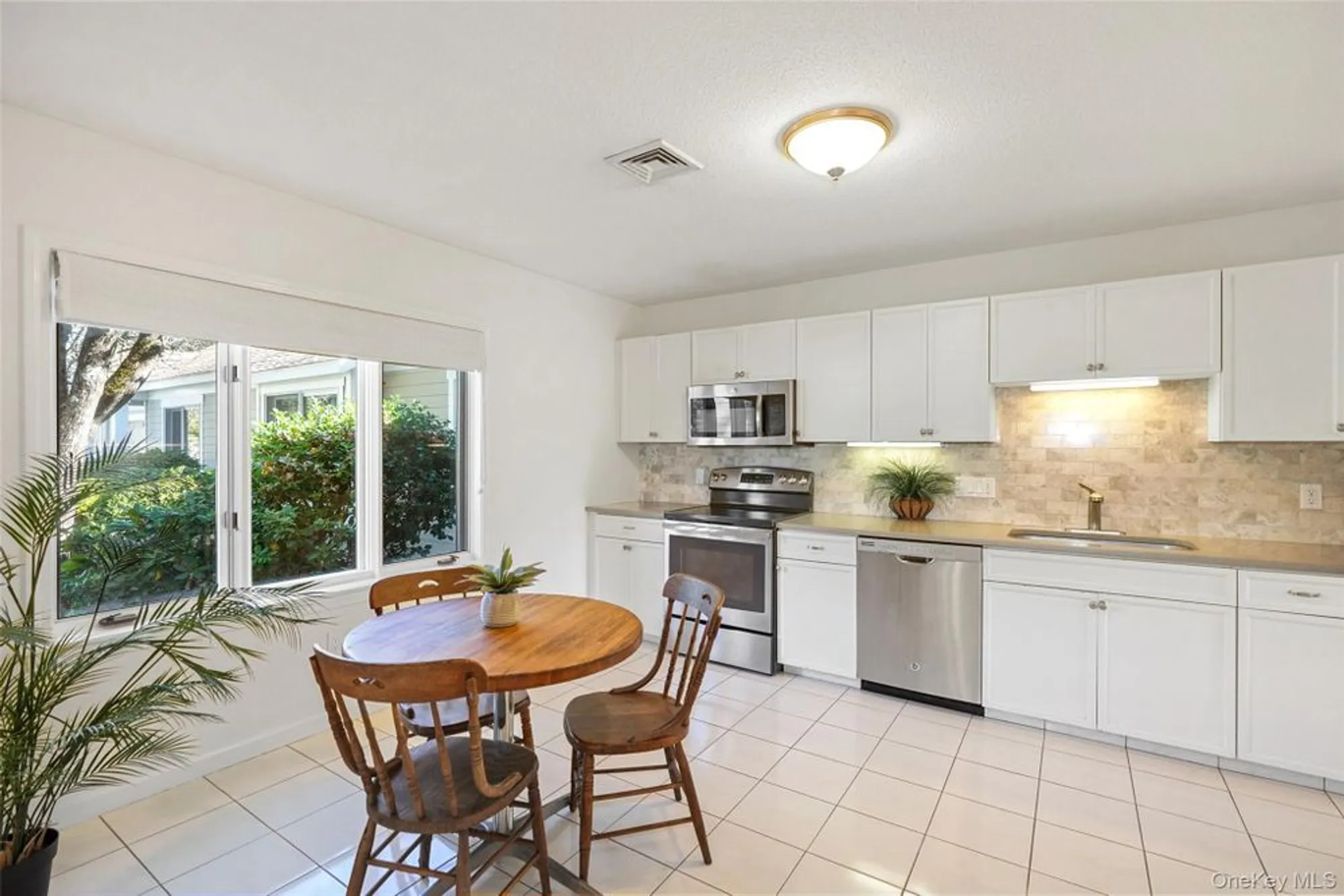 Property Slideshow image 3 of 39 | 688 heritage hls c, Somers, NY, 10589