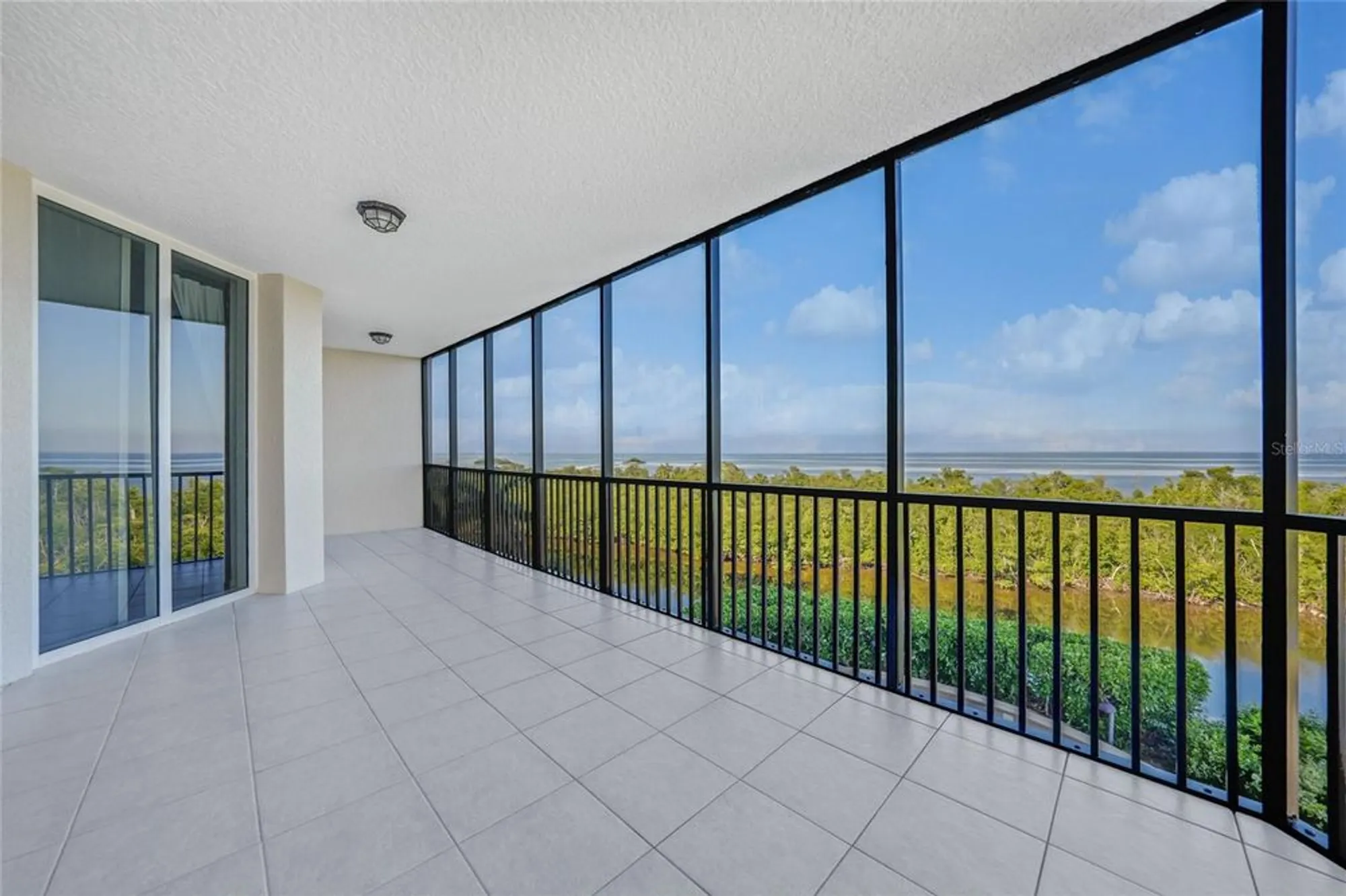 Property Slideshow image 21 of 65 | 3329 sunset key cir 308, Punta Gorda, FL, 33955