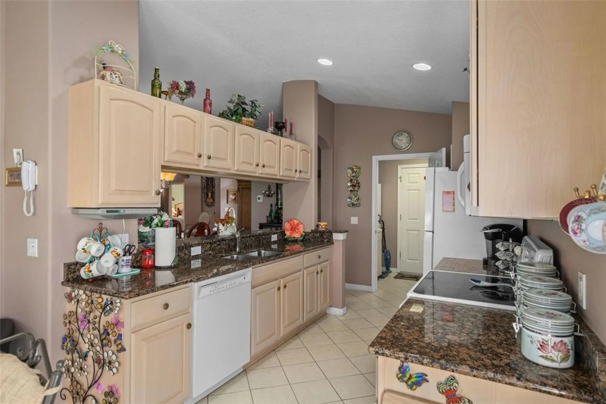 Property Slideshow image 15 of 55 | 18129 baywood forest dr, Hudson, FL, 34667