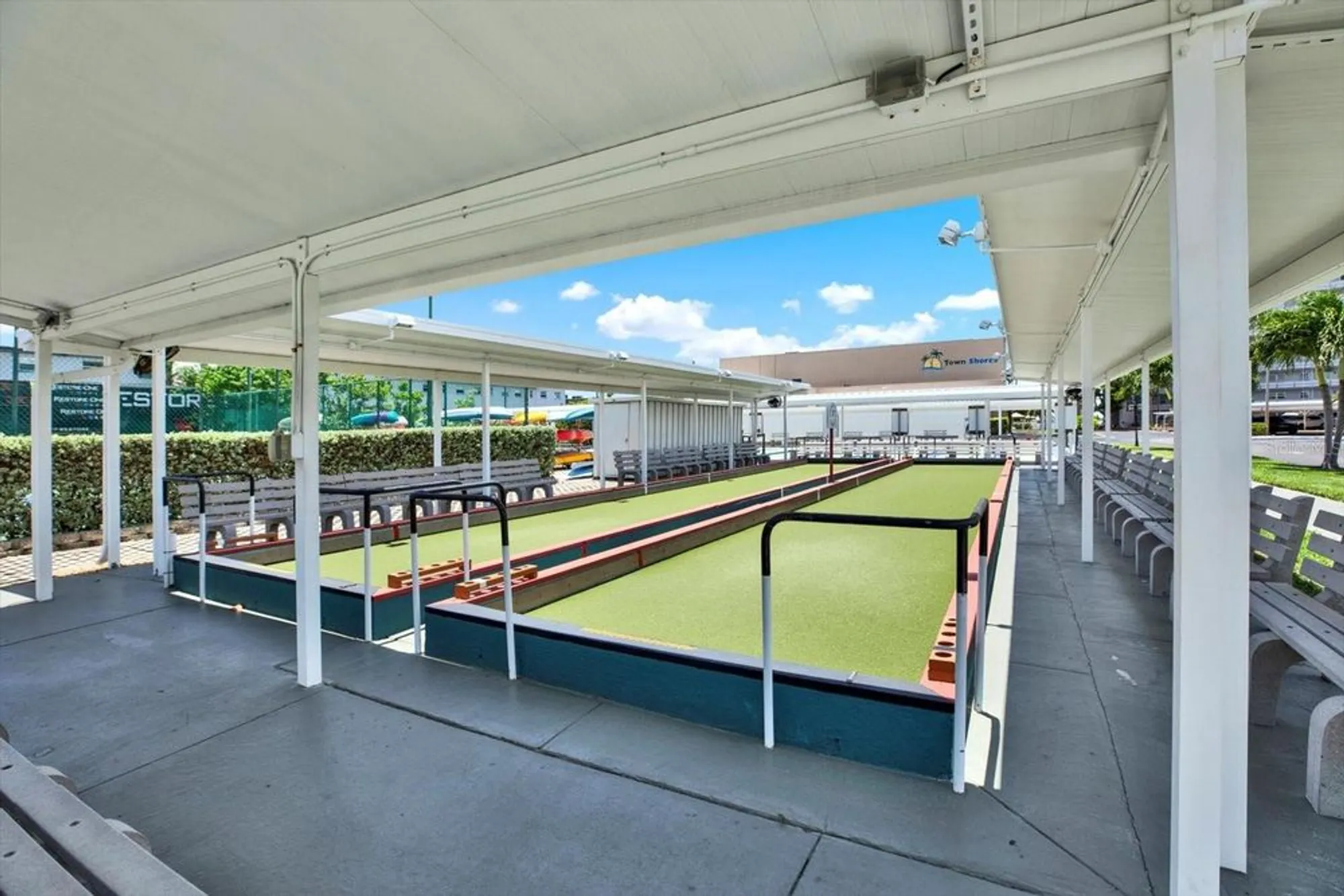 Property Slideshow image 25 of 32 | 2960 59th st 108, Gulfport, FL, 33707