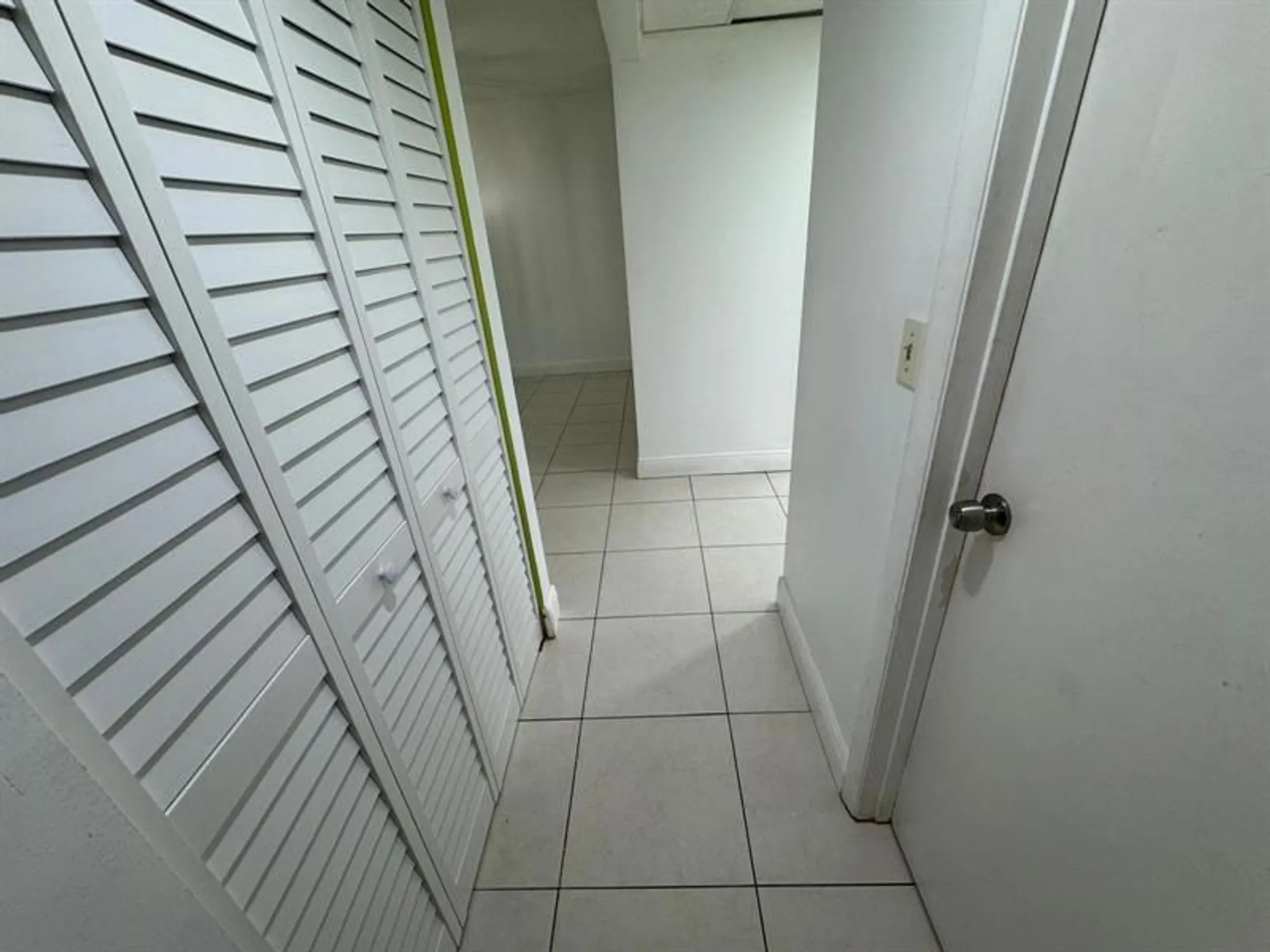 Property Slideshow image 11 of 37 | 7797 golf circle dr apt 304, Margate, FL, 33063