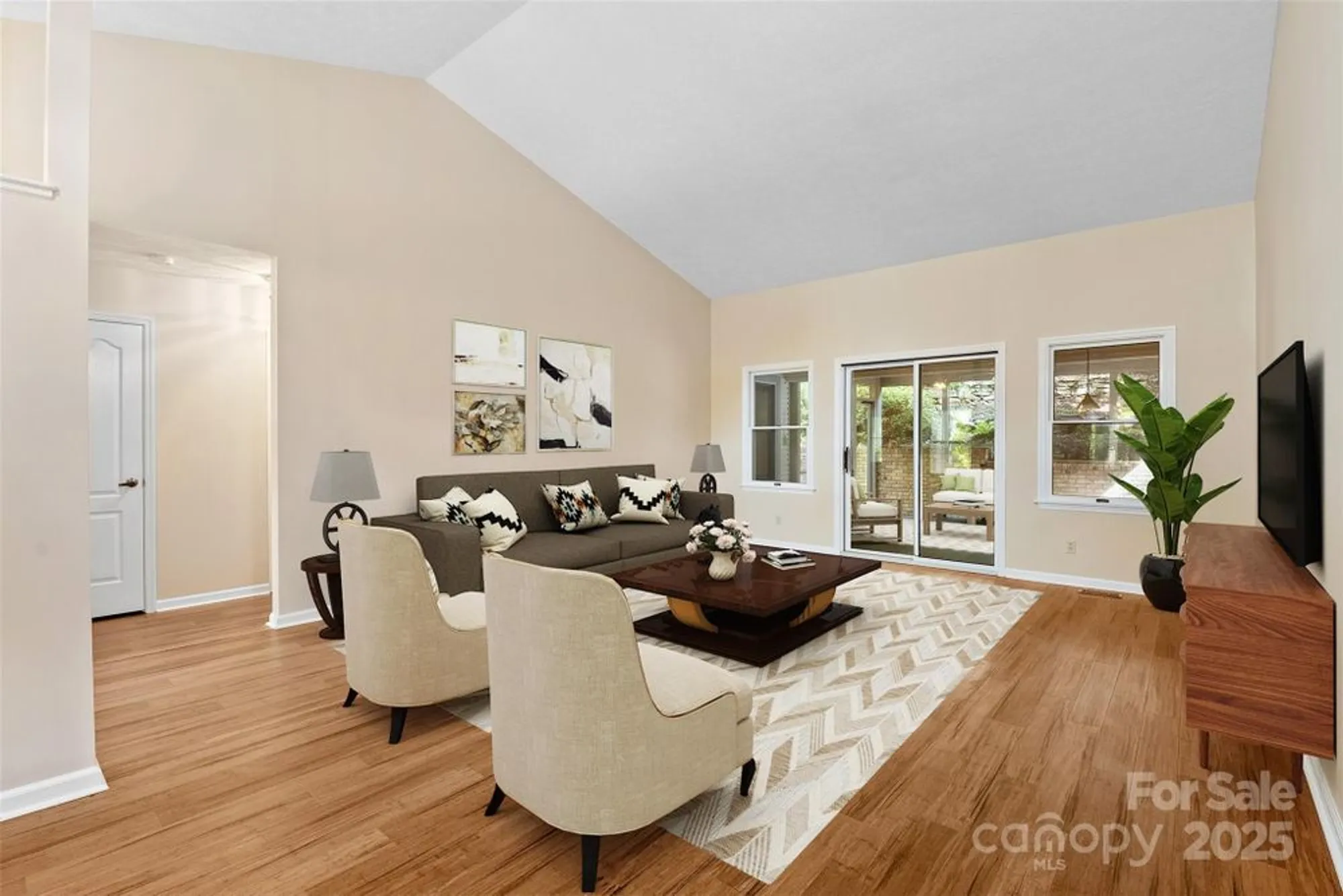 Property Slideshow image 9 of 32 | 131 jenny lind dr, Hendersonville, NC, 28791