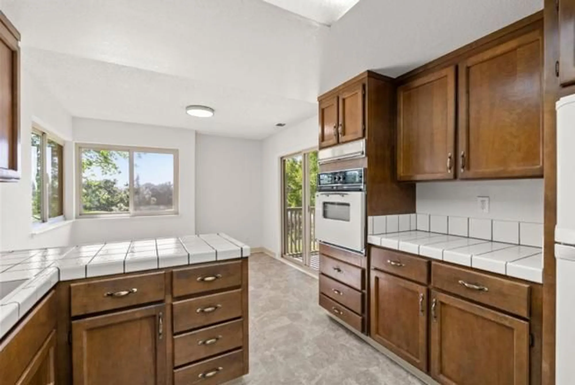 Property Slideshow image 11 of 48 | 8356 charbono ct, San Jose, CA, 95135
