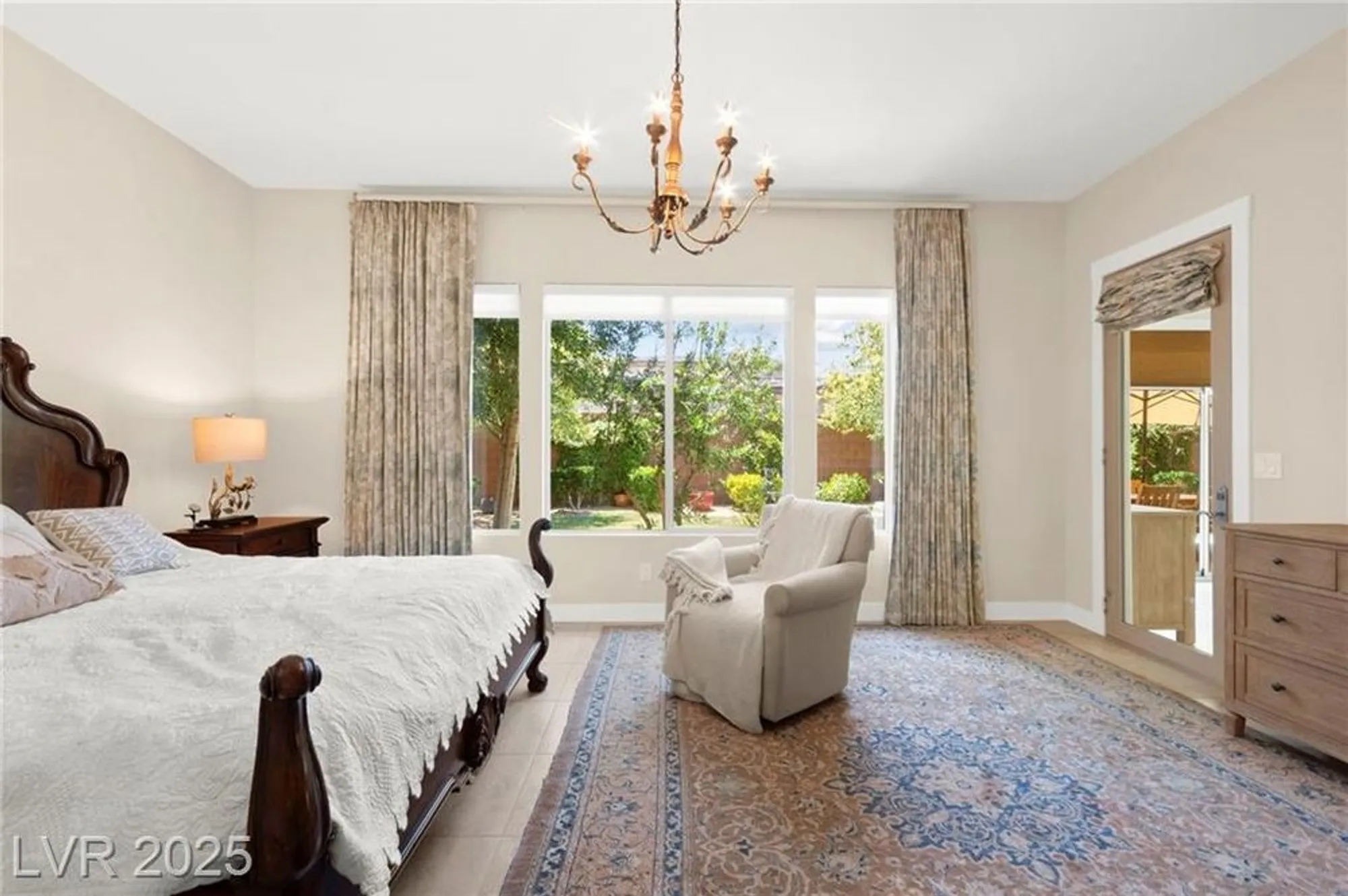 Property Slideshow image 31 of 55 | 6810 silver crescent st, Las Vegas, NV, 89148