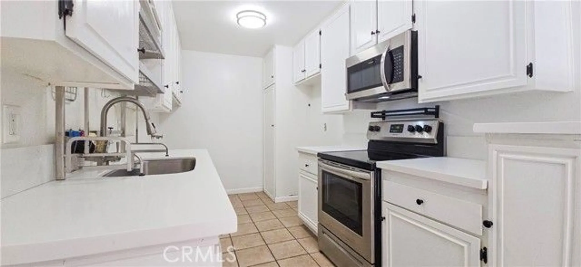 Property Slideshow image 6 of 19 | 28491 via princesa b, Murrieta, CA, 92563