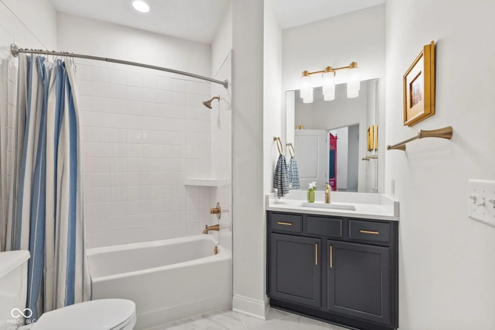 Property Slideshow image 30 of 55 | 2460 collins dr, Westfield, IN, 46074