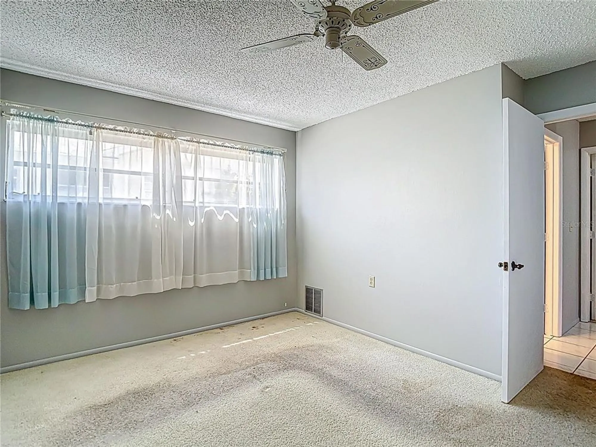 Property Slideshow image 23 of 51 | 10819 los santos dr, Port Richey, FL, 34668