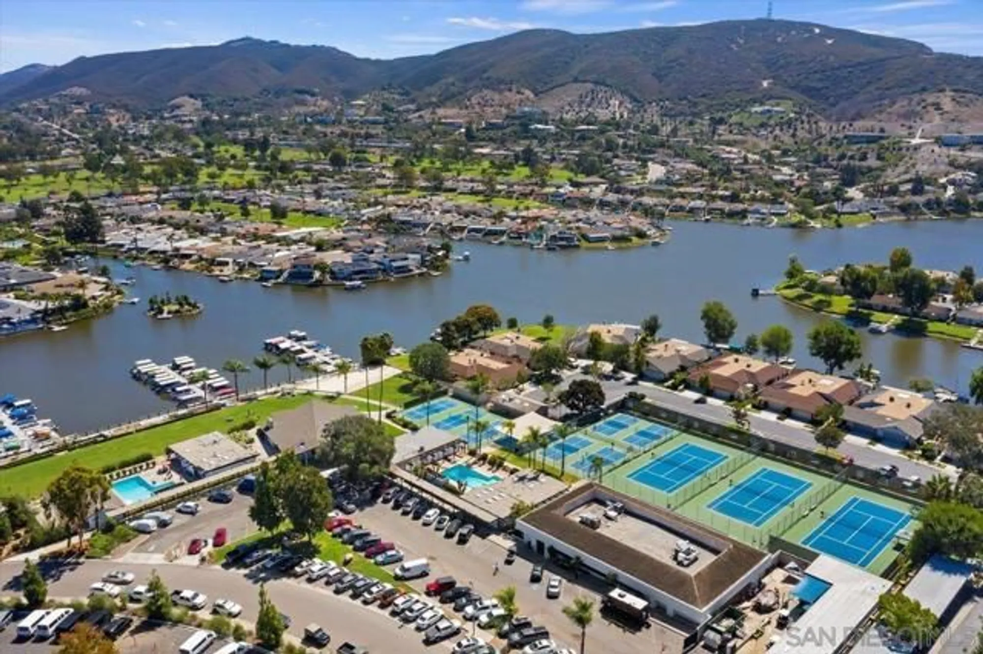 Property Slideshow image 43 of 45 | 1299 via apuesto, San Marcos, CA, 92078