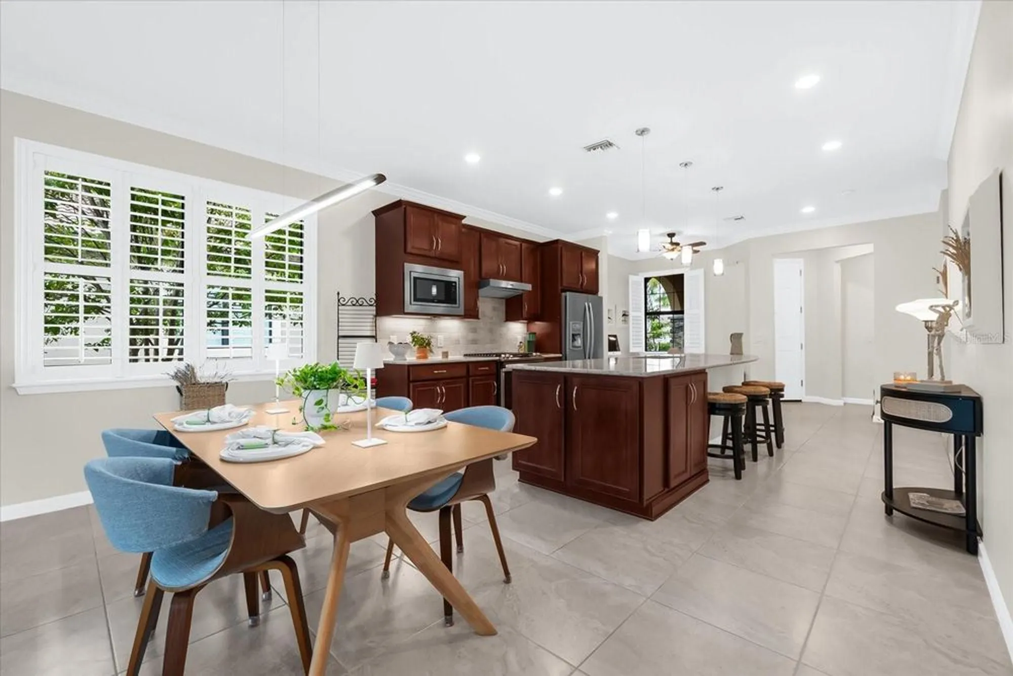 Property Slideshow image 12 of 98 | 7612 kirkland cv, Bradenton, FL, 34202