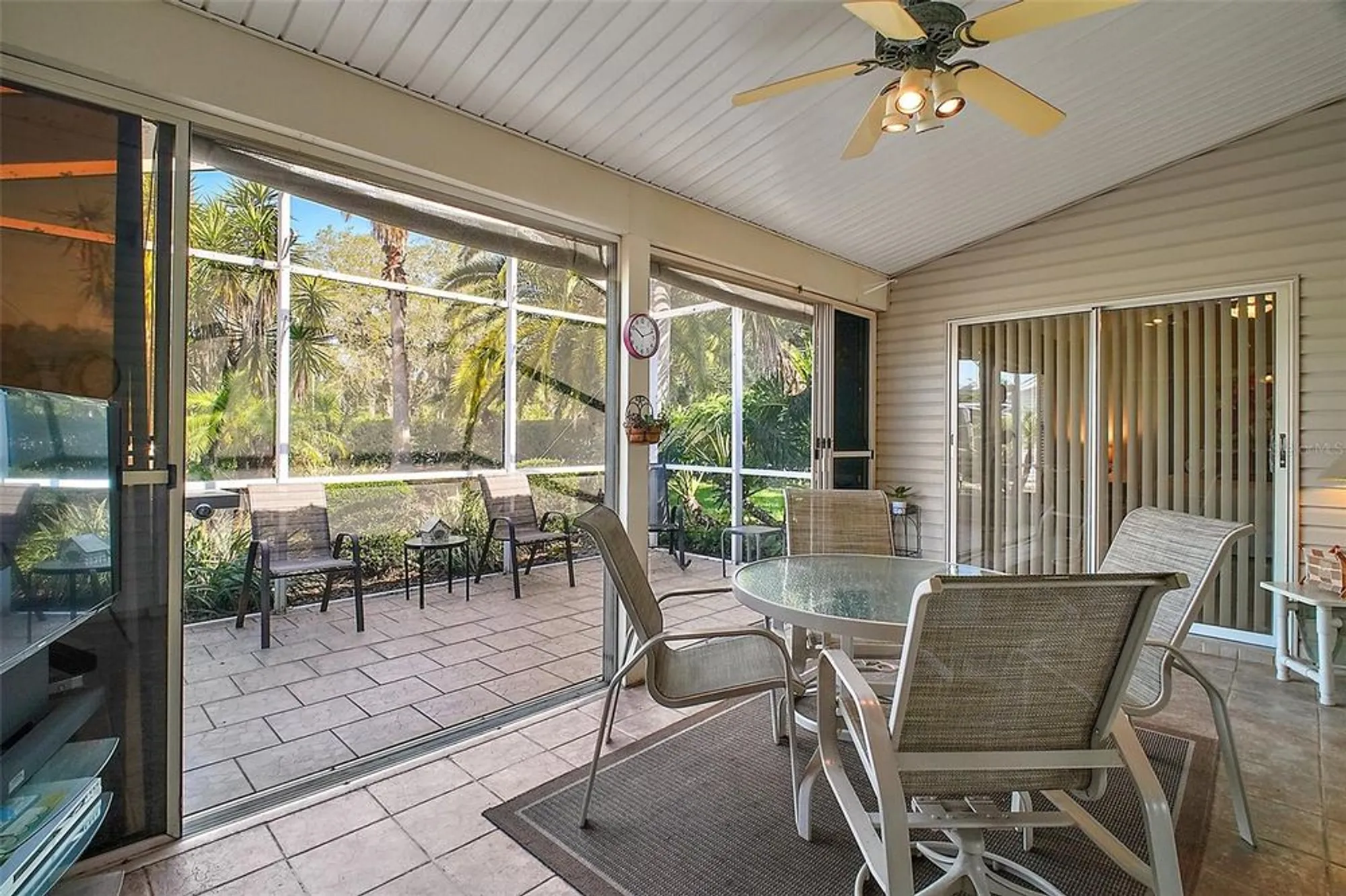 Property Slideshow image 31 of 36 | 25129 riverwalk dr, Leesburg, FL, 34748