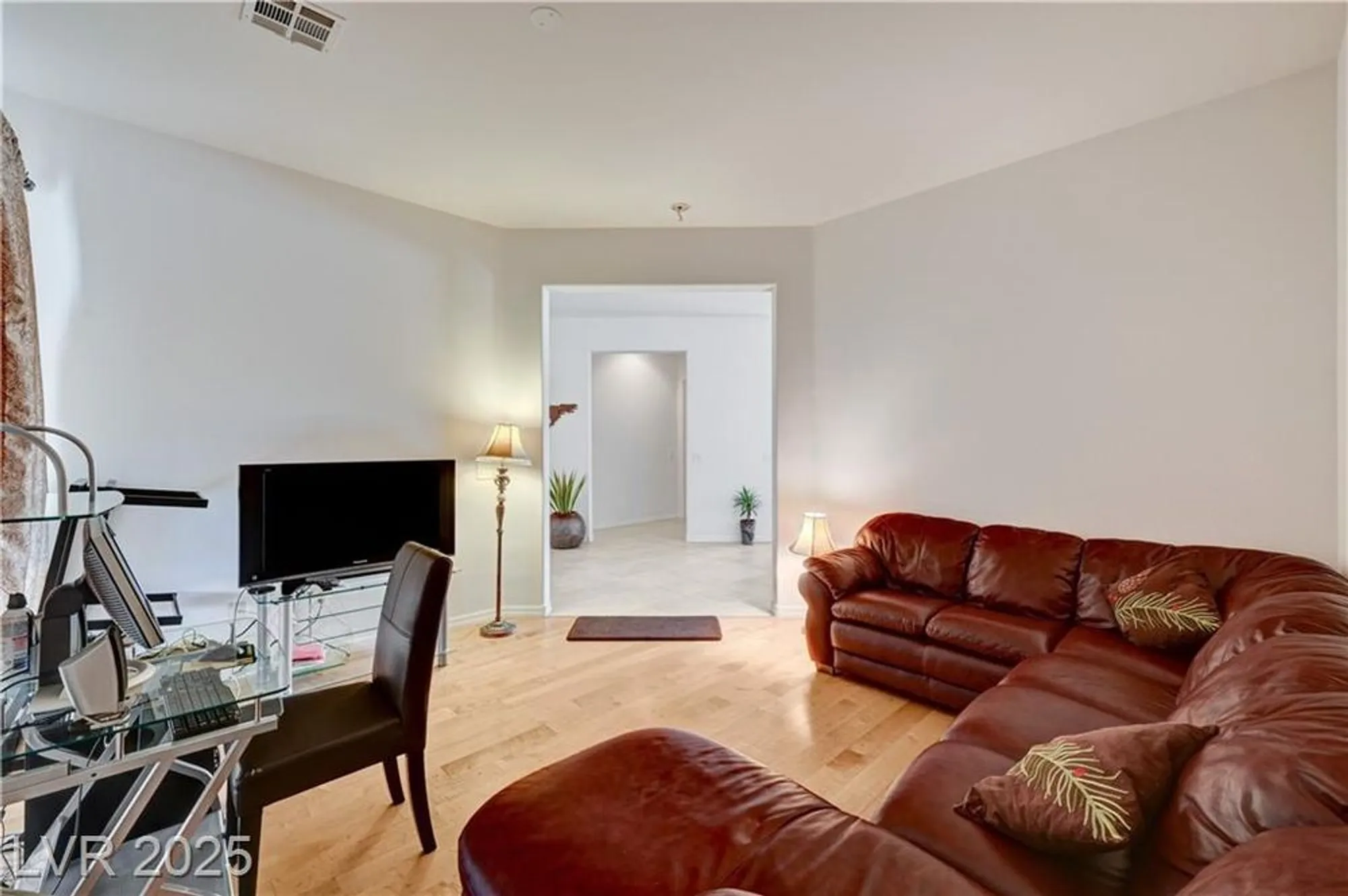 Property Slideshow image 26 of 45 | 2183 clearwater lake dr, Henderson, NV, 89044