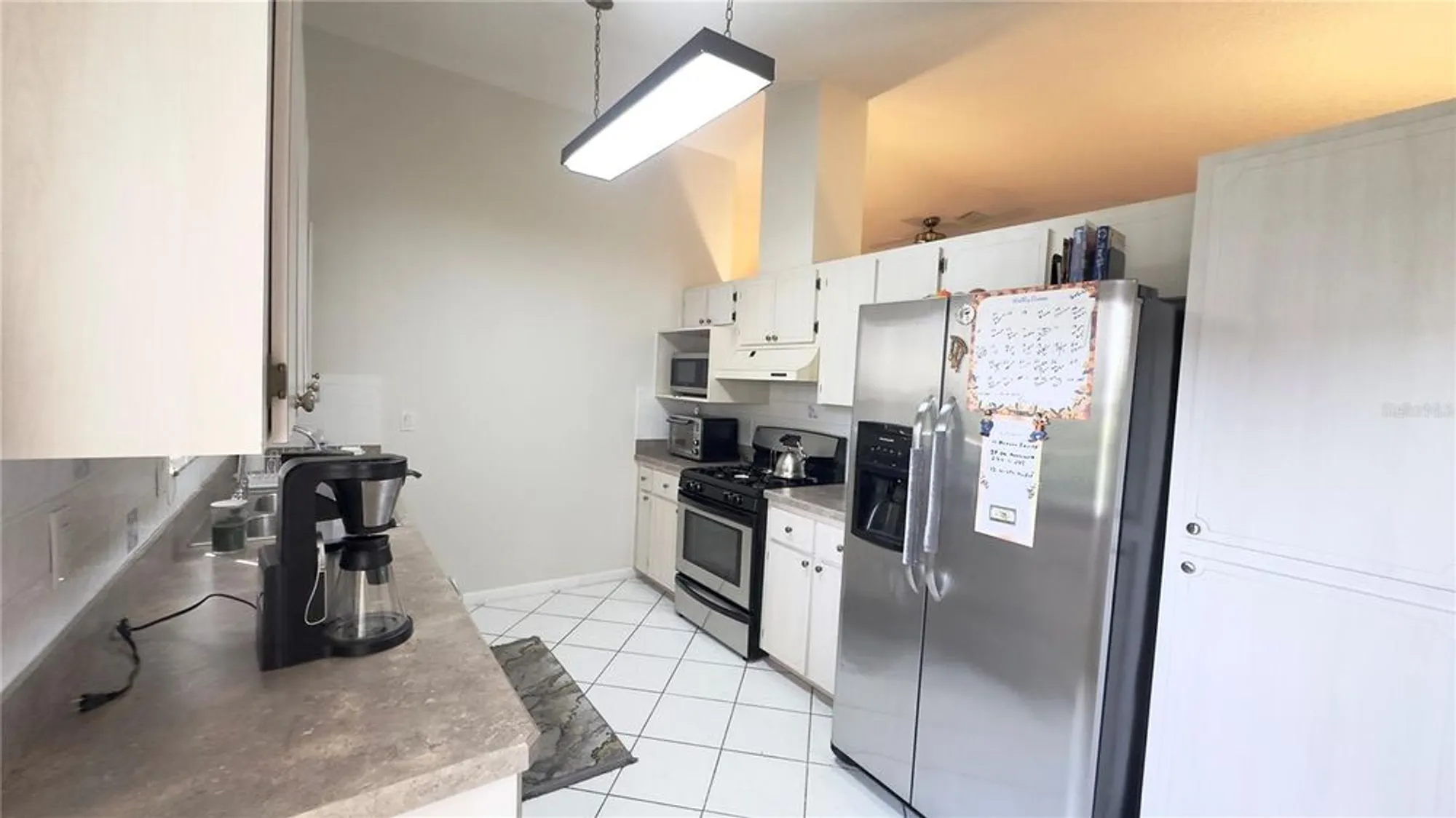 Property Slideshow image 9 of 85 | 918 dundee cir, Leesburg, FL, 34788