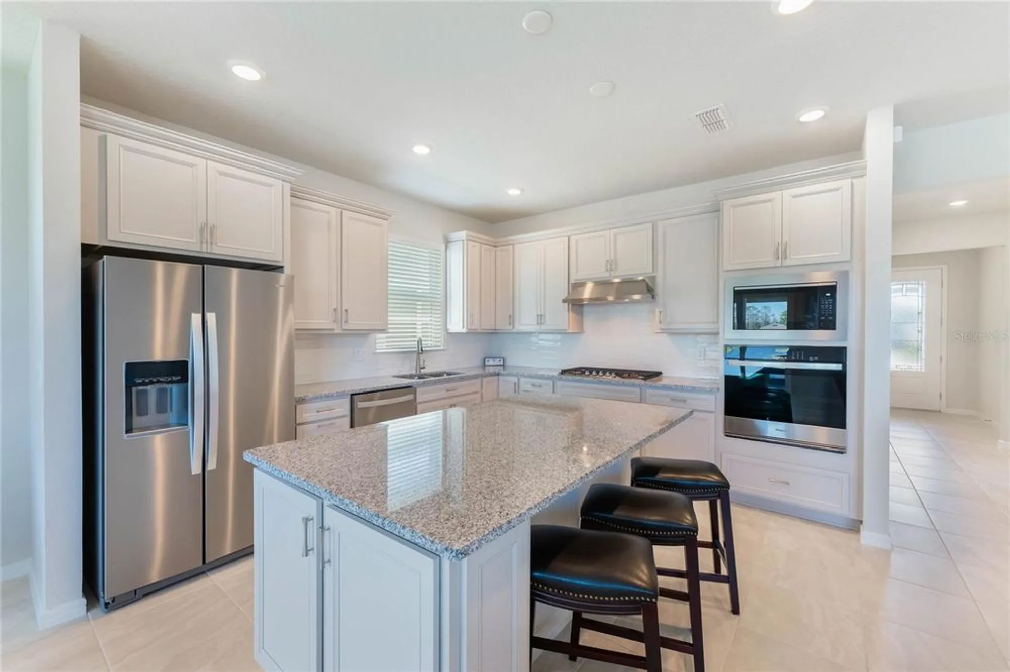 Property Slideshow image 3 of 22 | 6403 shimmering shores ln, Saint Cloud, FL, 34771